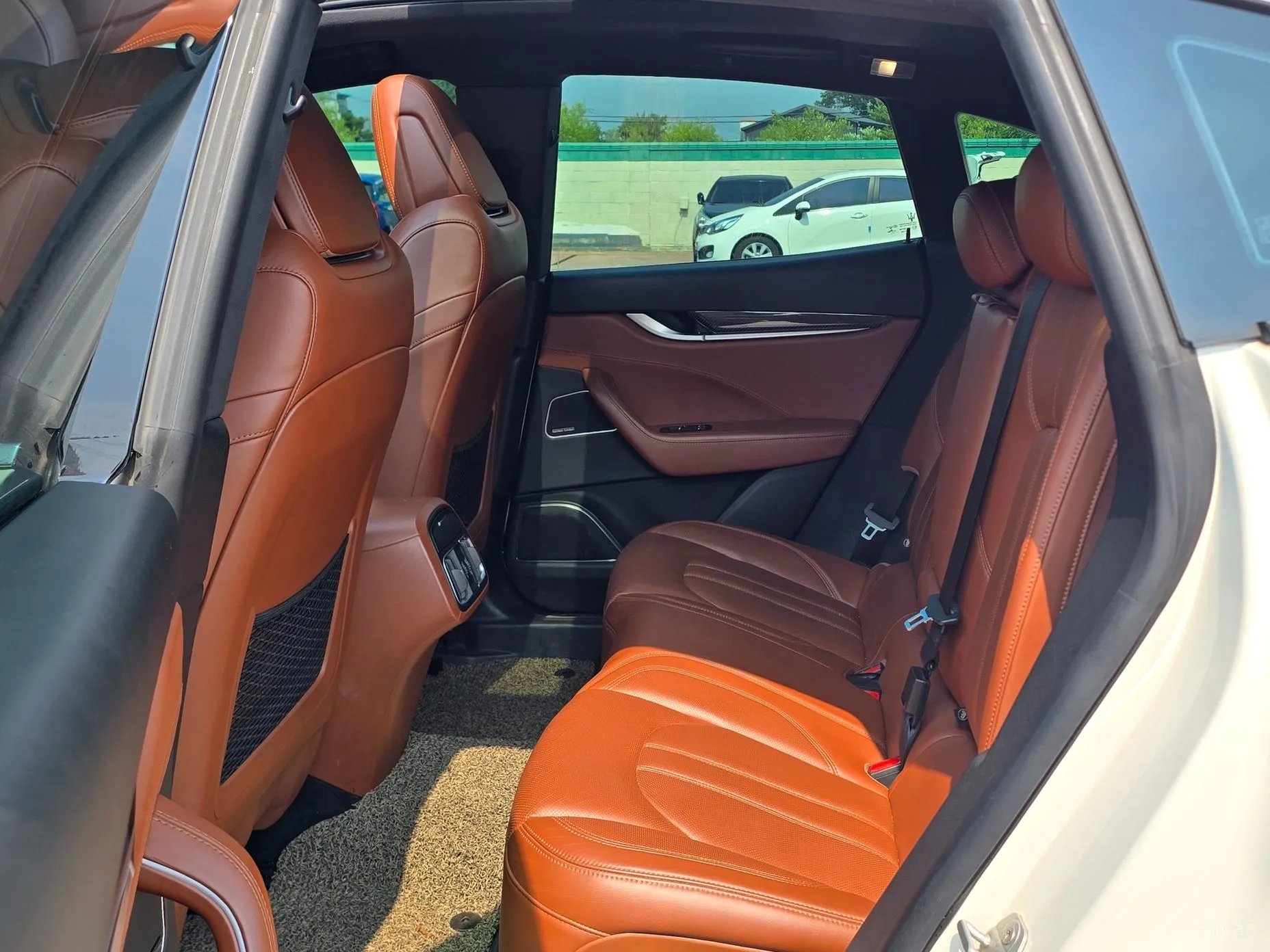 Maserati Levante превью 8