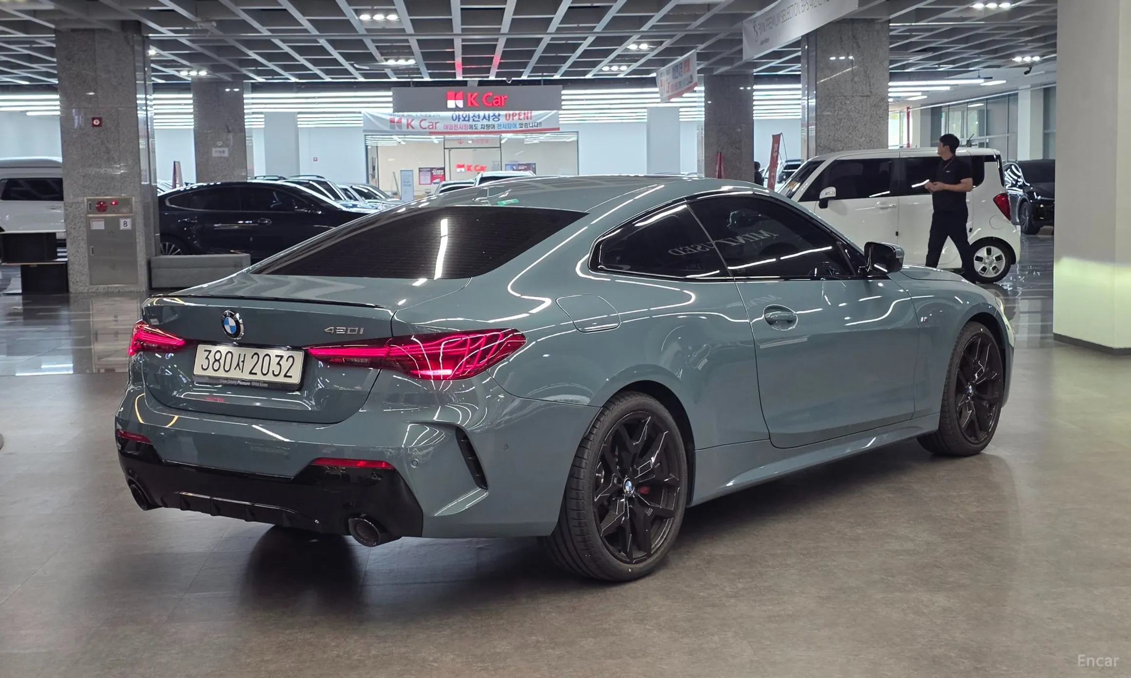 BMW Series 4 (G22) превью 3