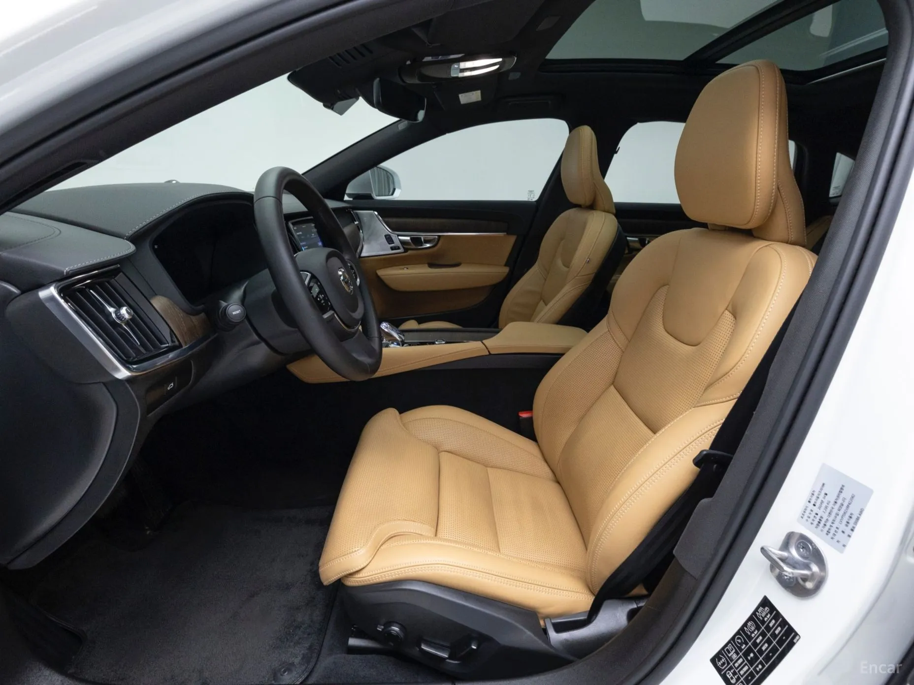 Volvo S90 превью 10
