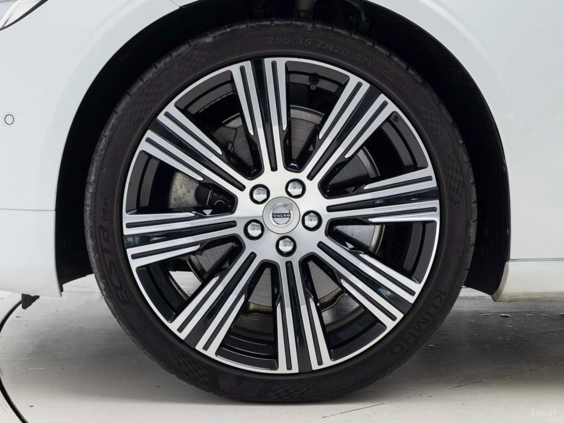 Volvo S90 превью 6