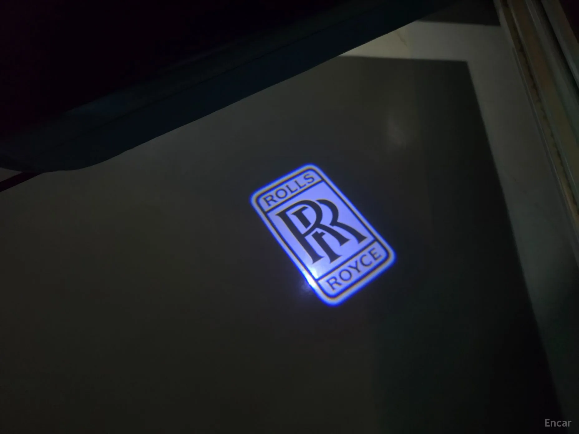 Rolls-Royce Ghost превью 6