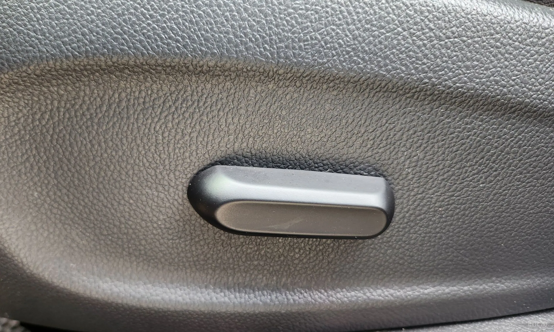 Chevrolet (GM Daewoo) Orlando превью 17