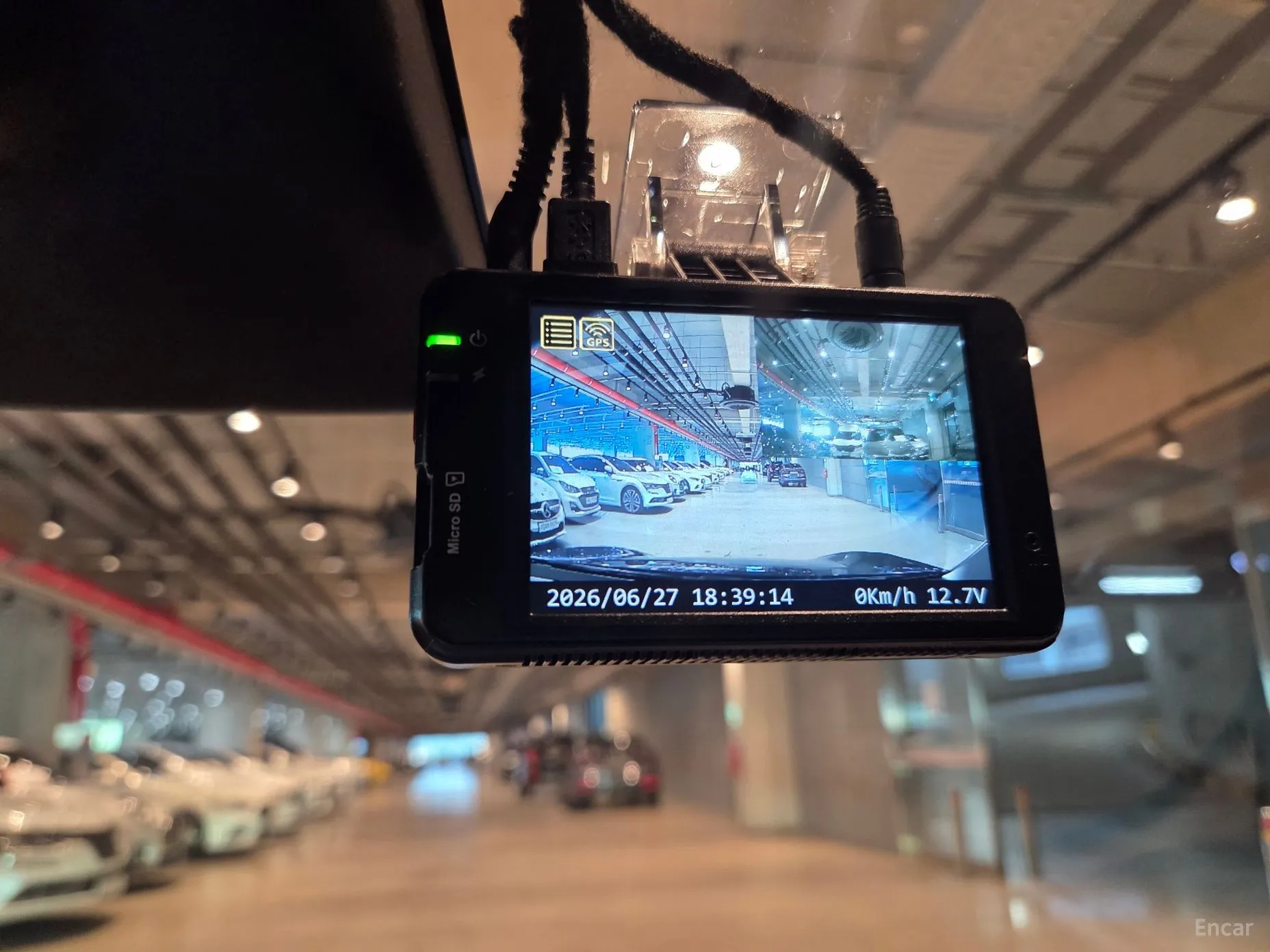 Tesla Model 3 превью 13