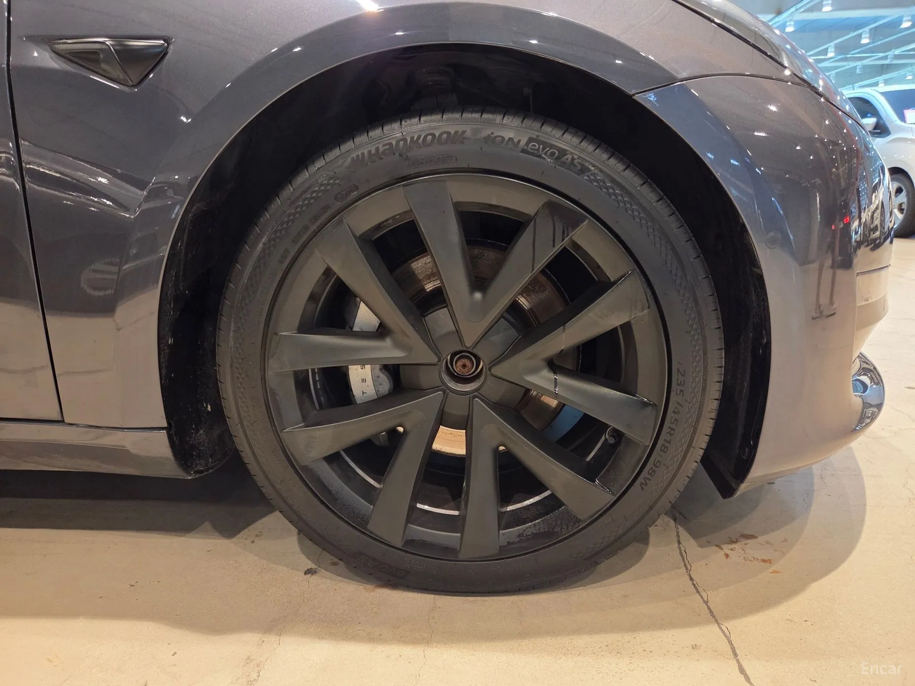 Tesla Model 3 превью 19
