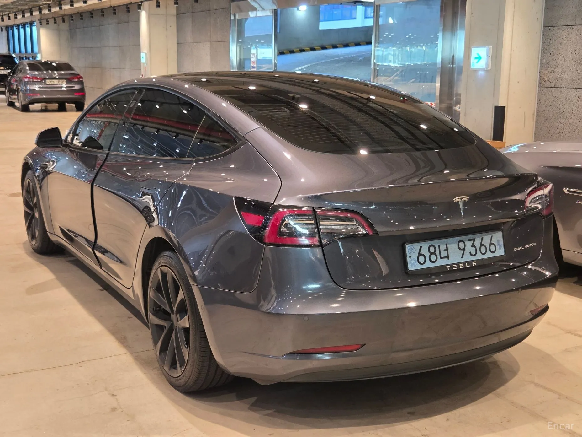 Tesla Model 3 превью 5