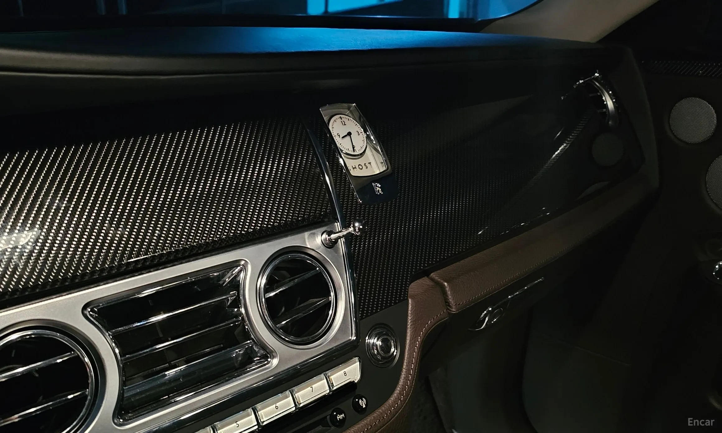 Rolls-Royce Ghost превью 10