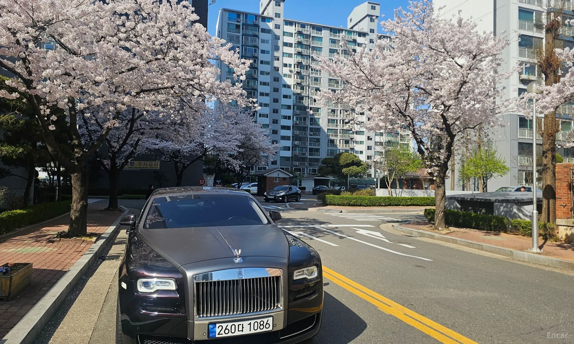 Rolls-Royce Ghost превью 6