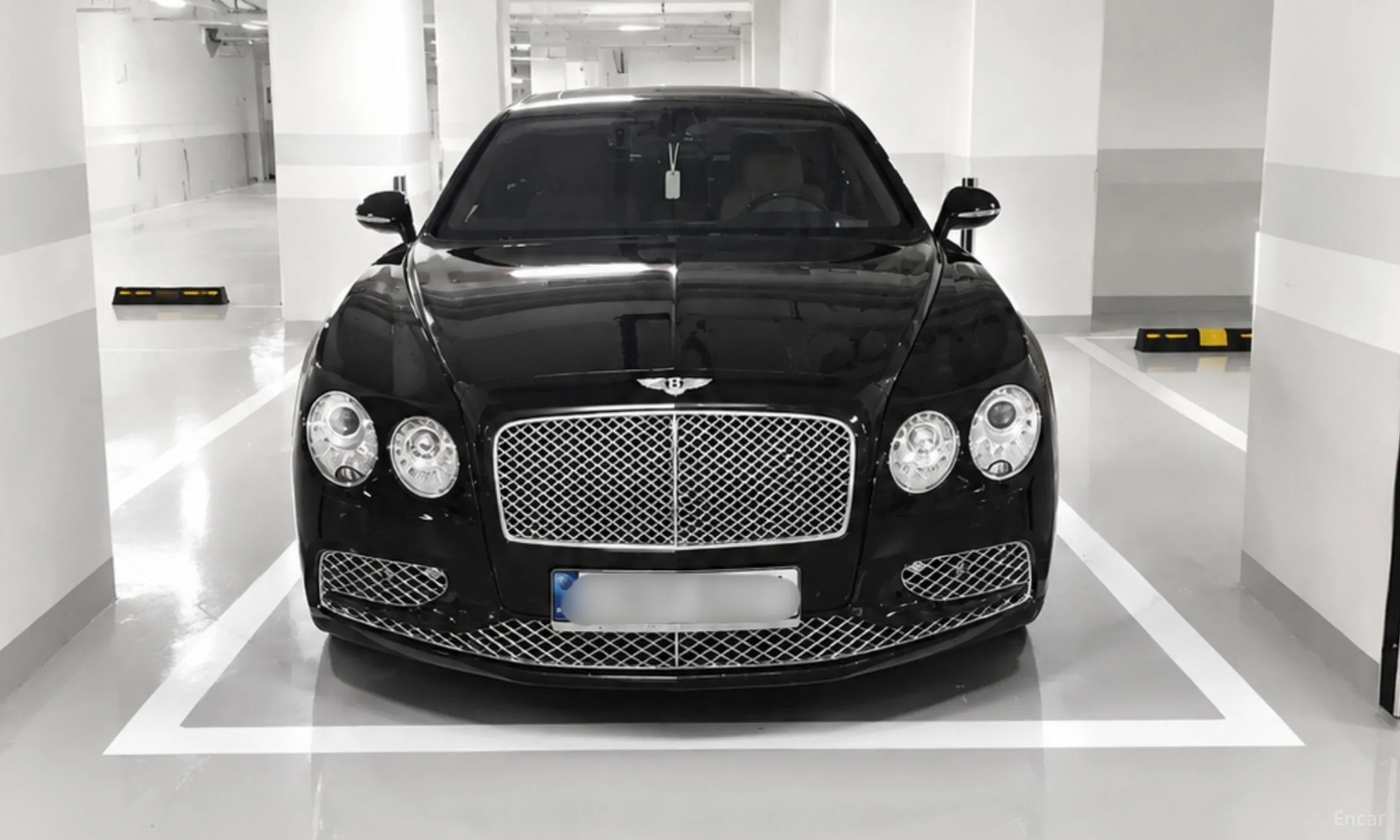 Bentley Flying Spur 2nd Generation превью 3