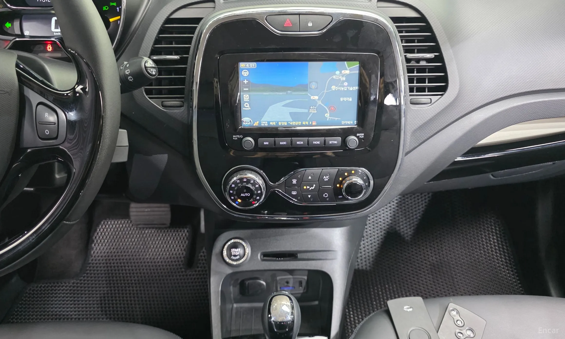 Renault Korea (Samsung) QM3 превью 17