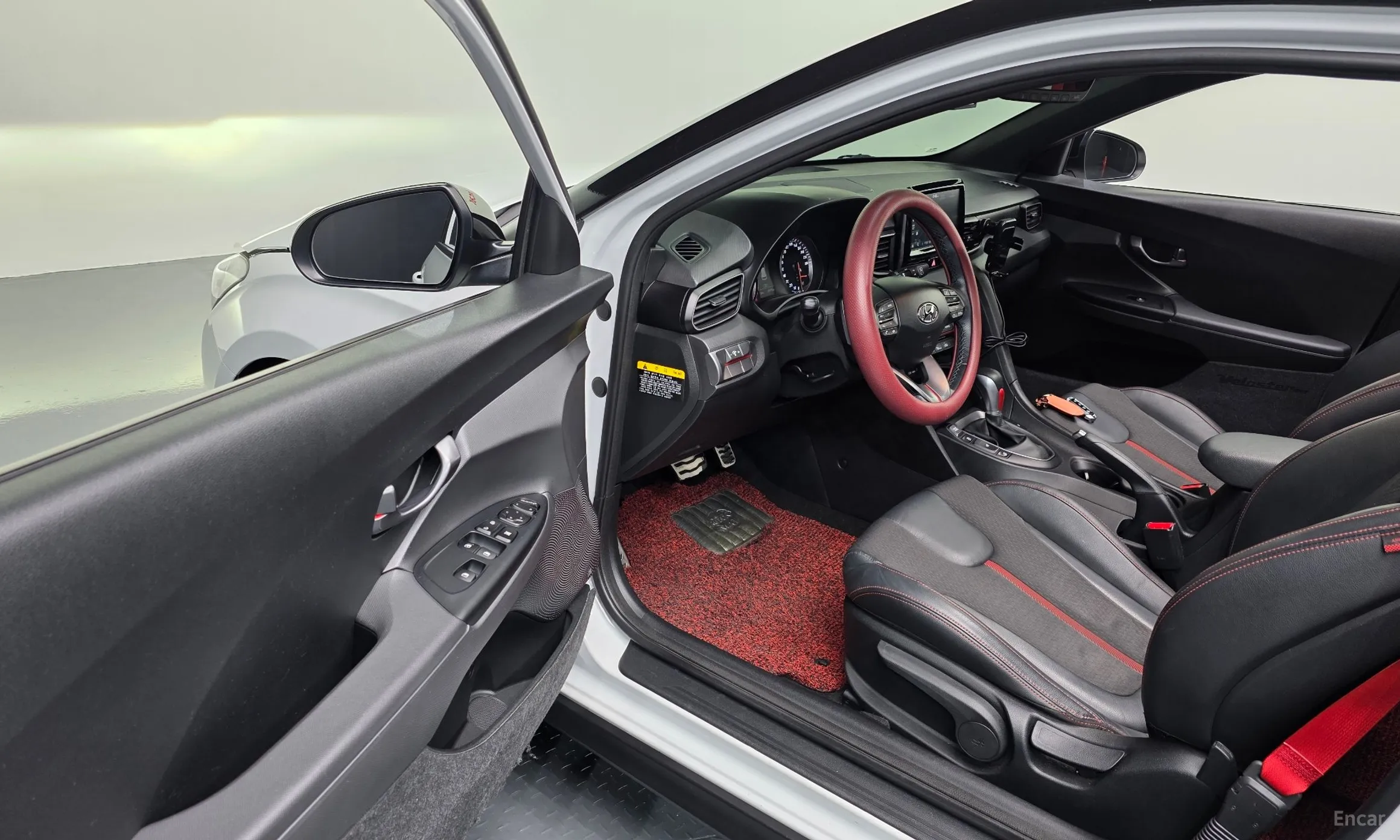Hyundai Veloster (JS) превью 10