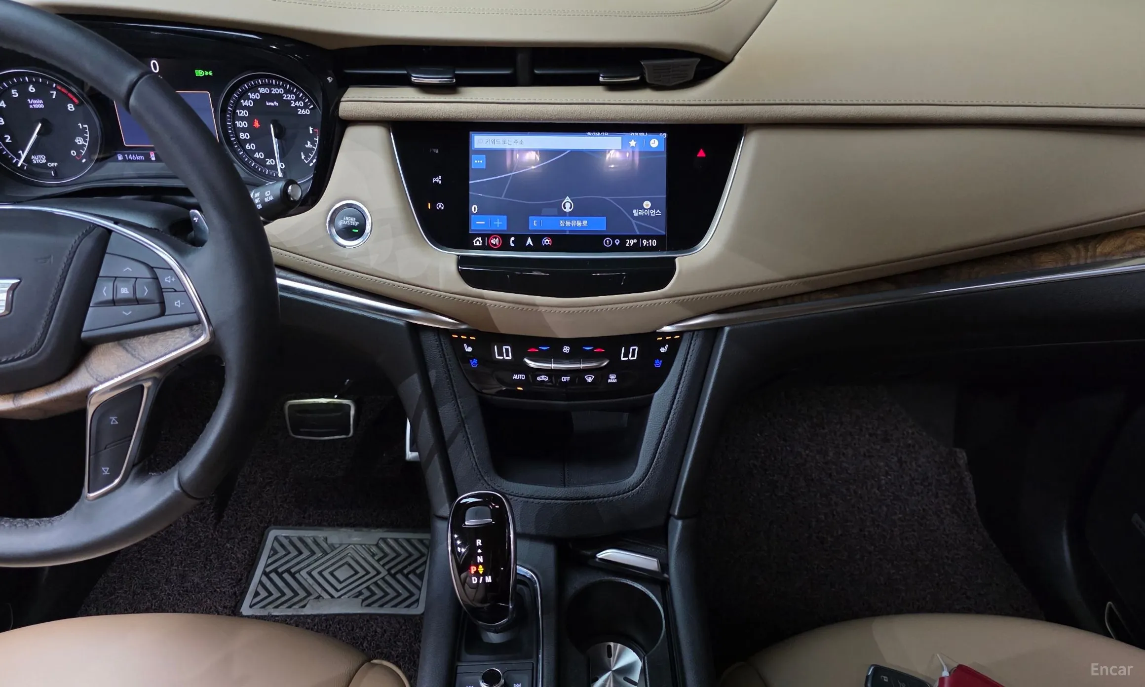 Cadillac XT5 превью 13
