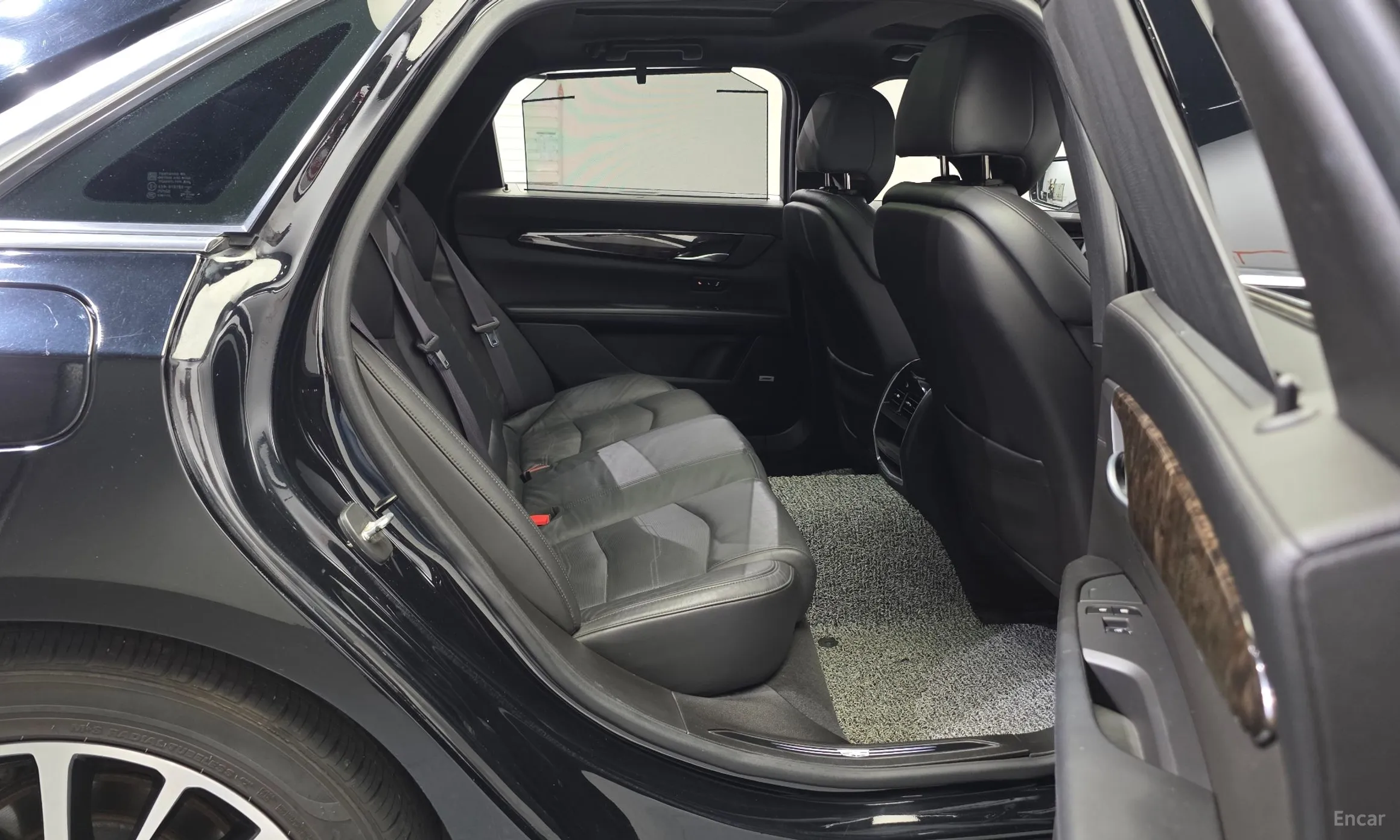 Cadillac CT6 превью 11