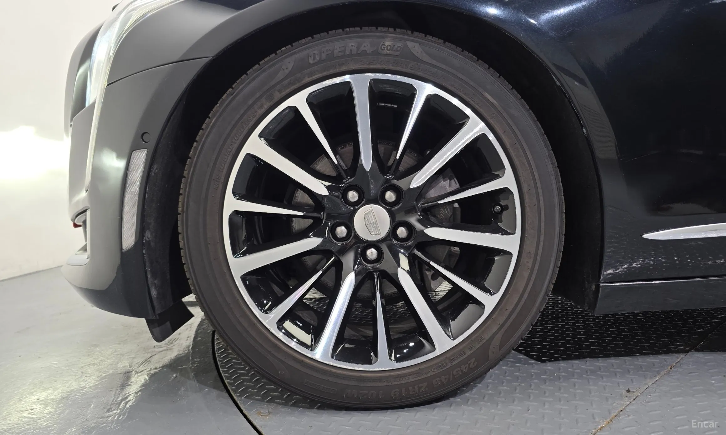 Cadillac CT6 превью 5