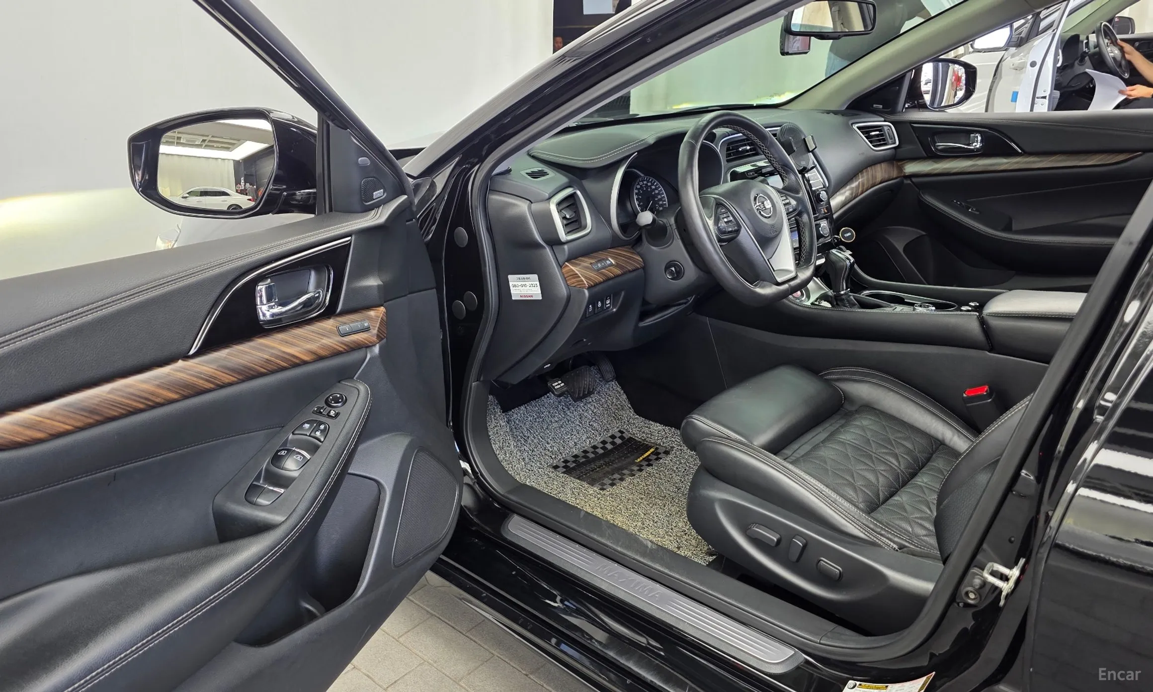 Nissan Maxima (A36) превью 10