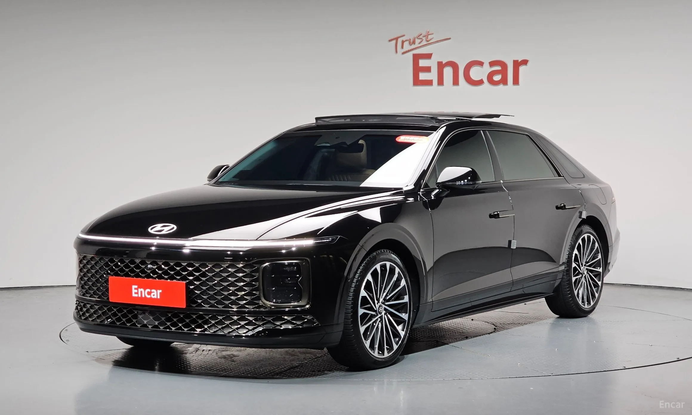 Hyundai Grandeur Hybrid (GN7)