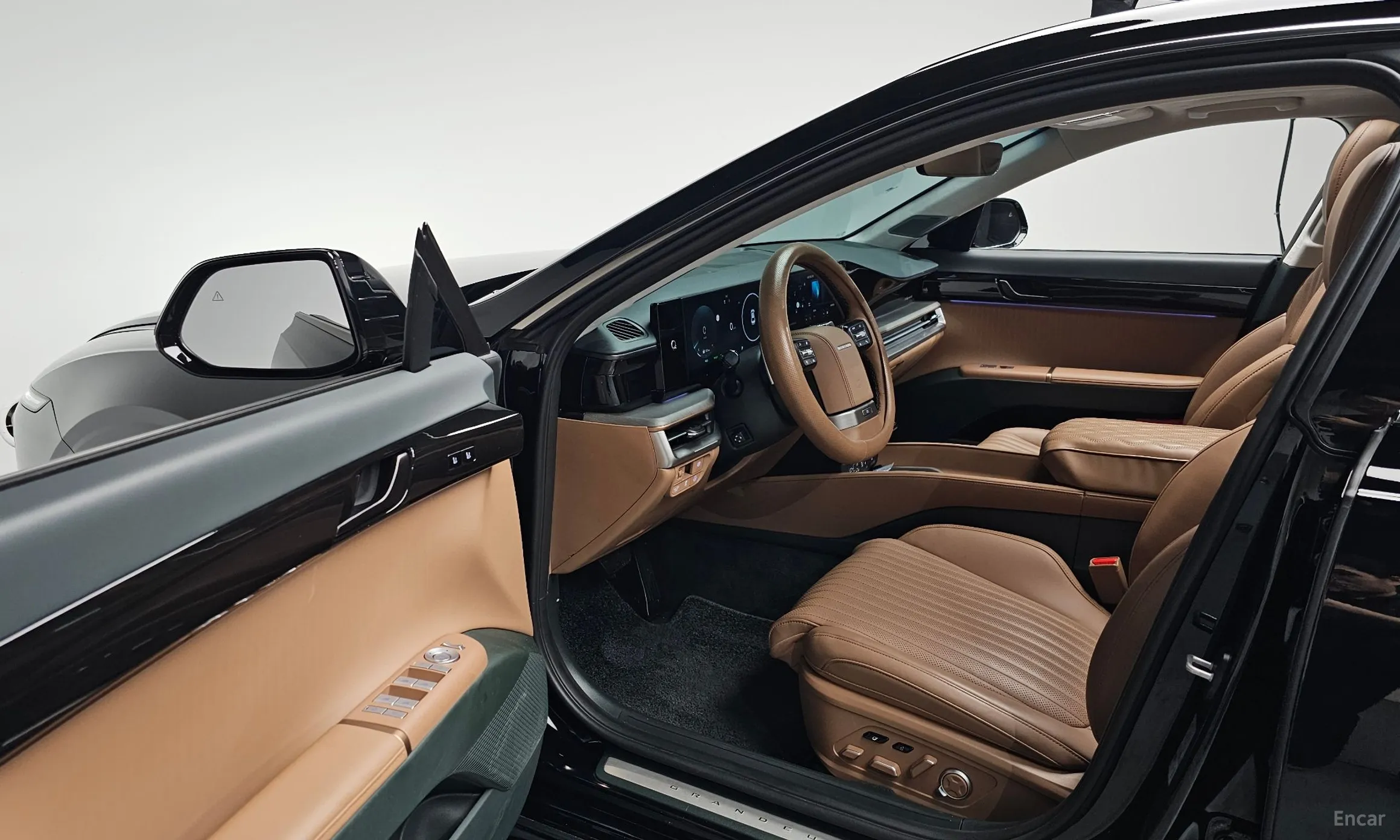 Hyundai Grandeur Hybrid (GN7) превью 10