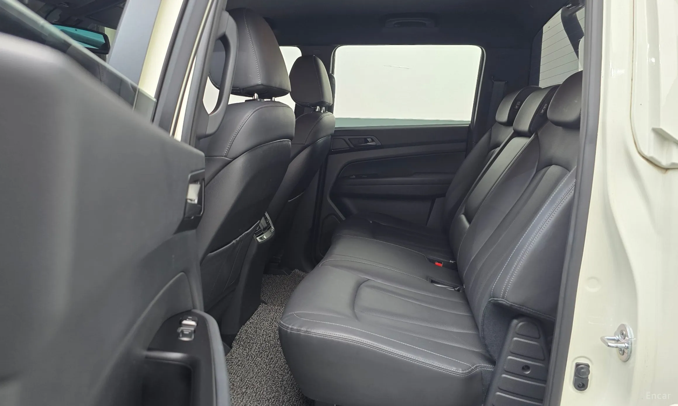 KG Mobility (SsangYong) Rexton Sports Khan превью 12