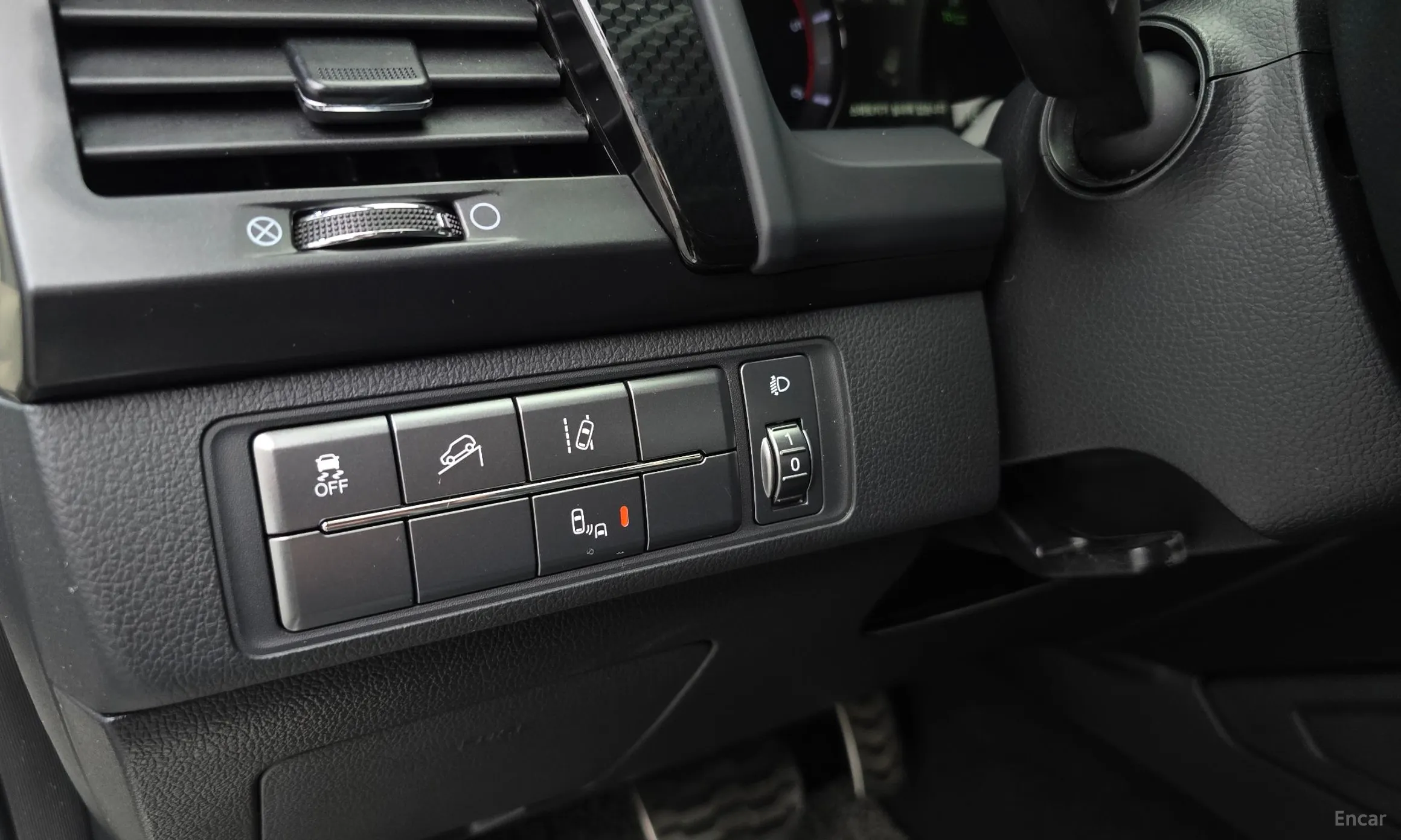 KG Mobility (SsangYong) Rexton Sports Khan превью 17
