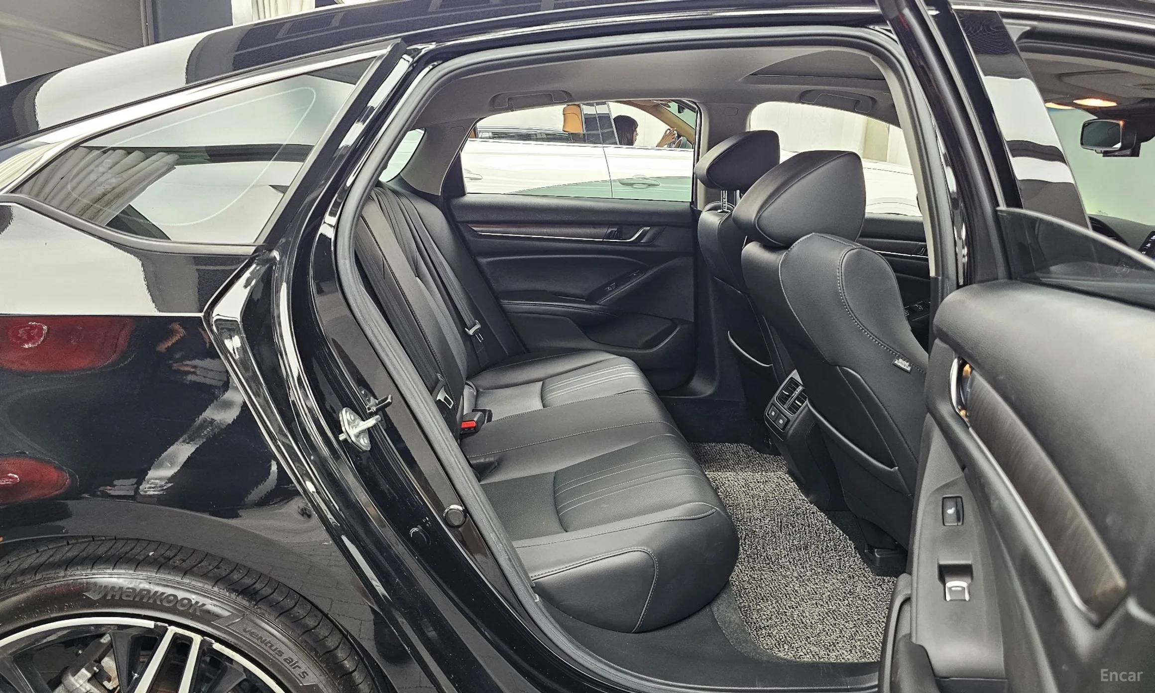 Honda Accord 10th Generation превью 12