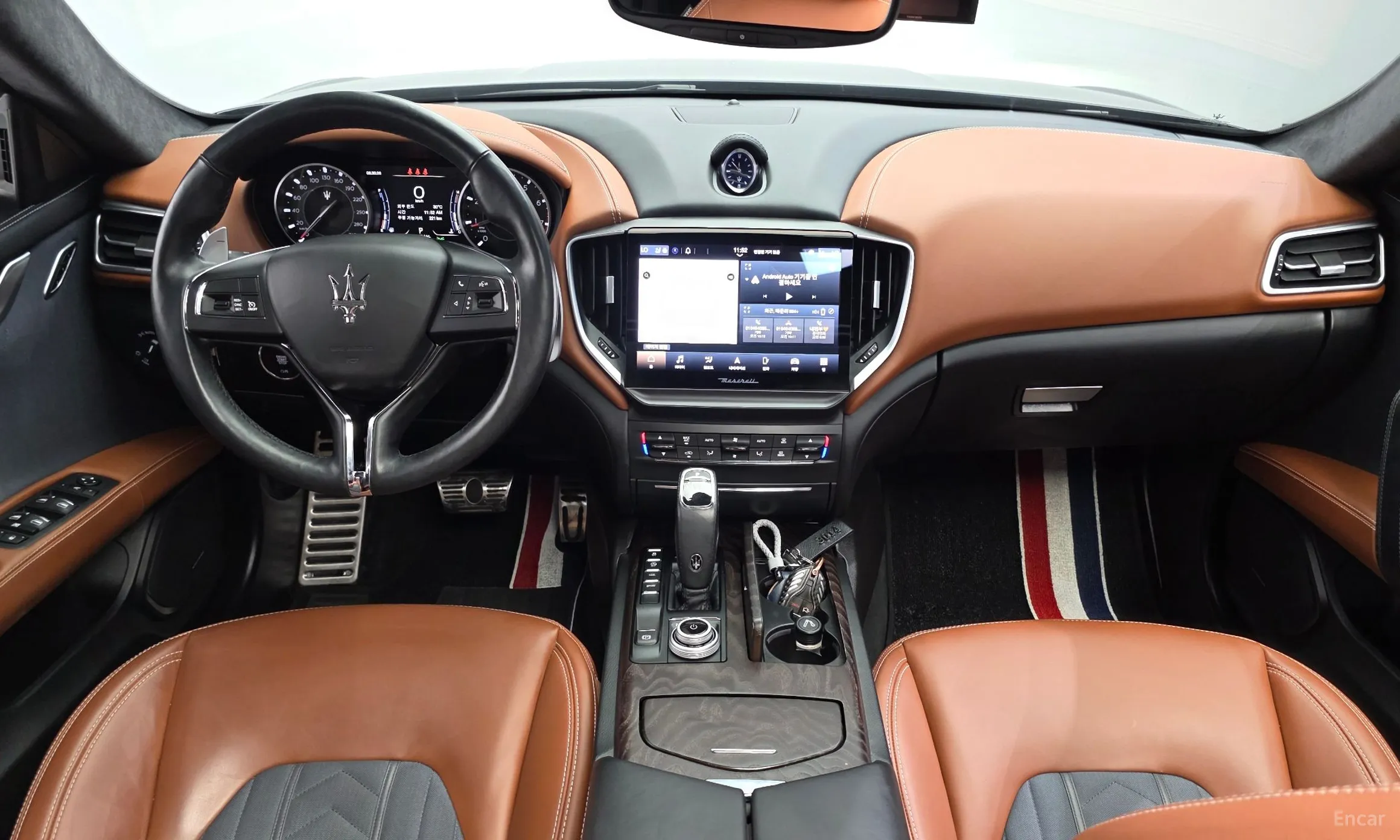 Maserati Ghibli превью 7