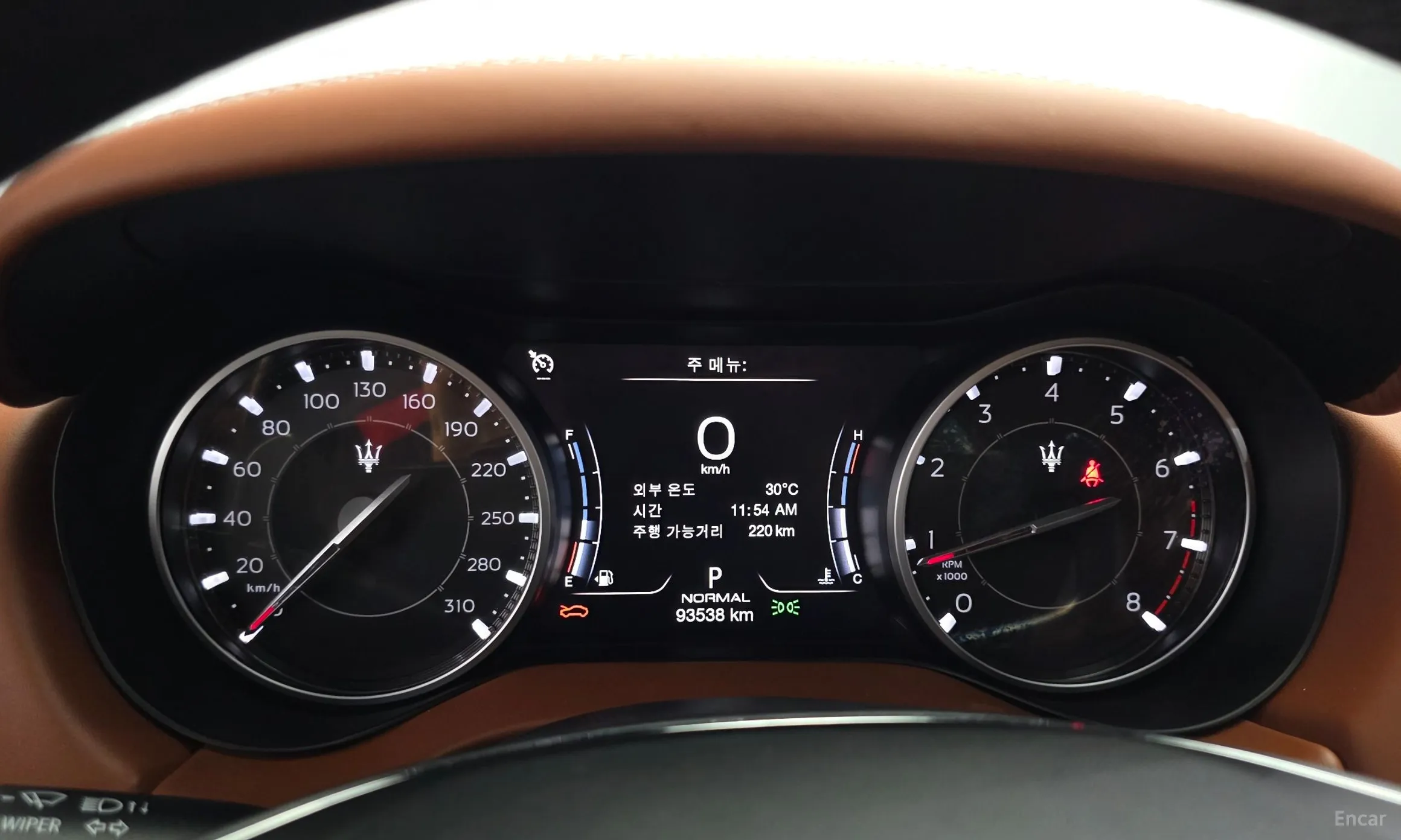 Maserati Ghibli превью 8