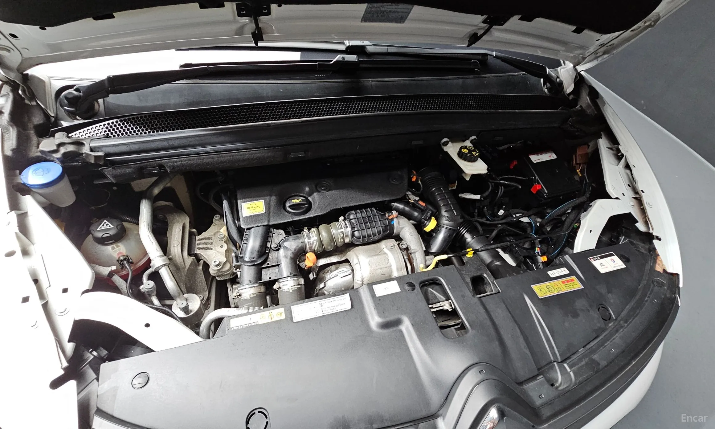 Citroën/DS Grand C4 Picasso превью 6