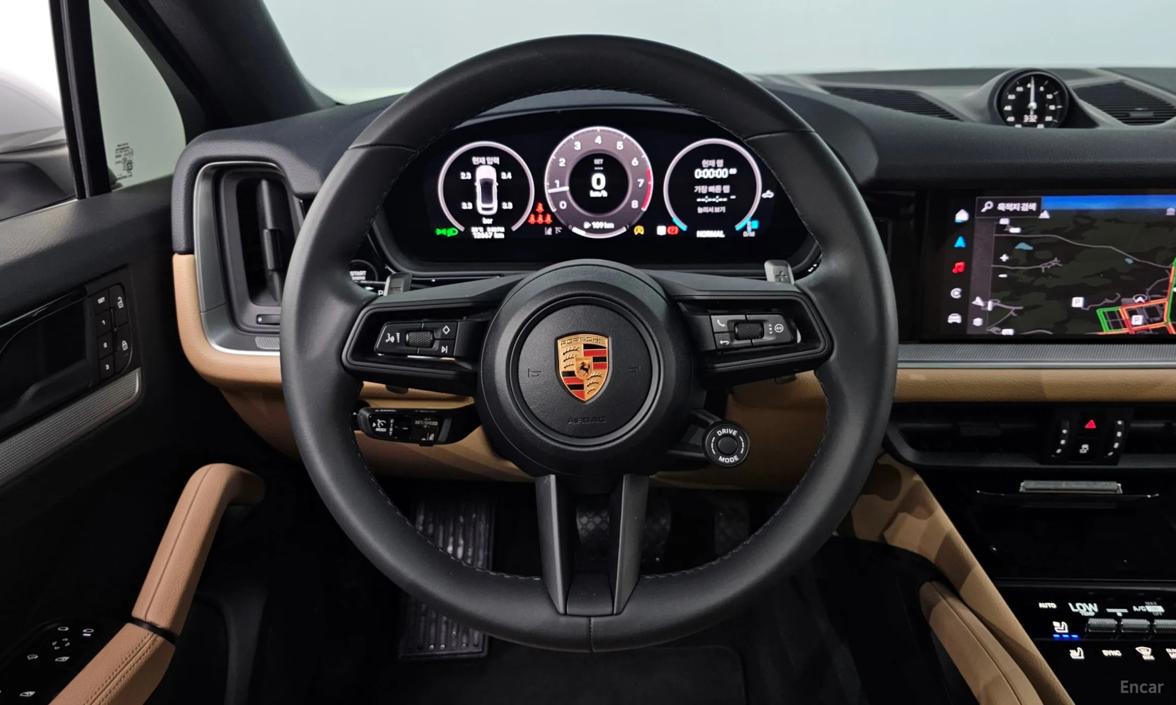 Porsche Cayenne (PO536) превью 13