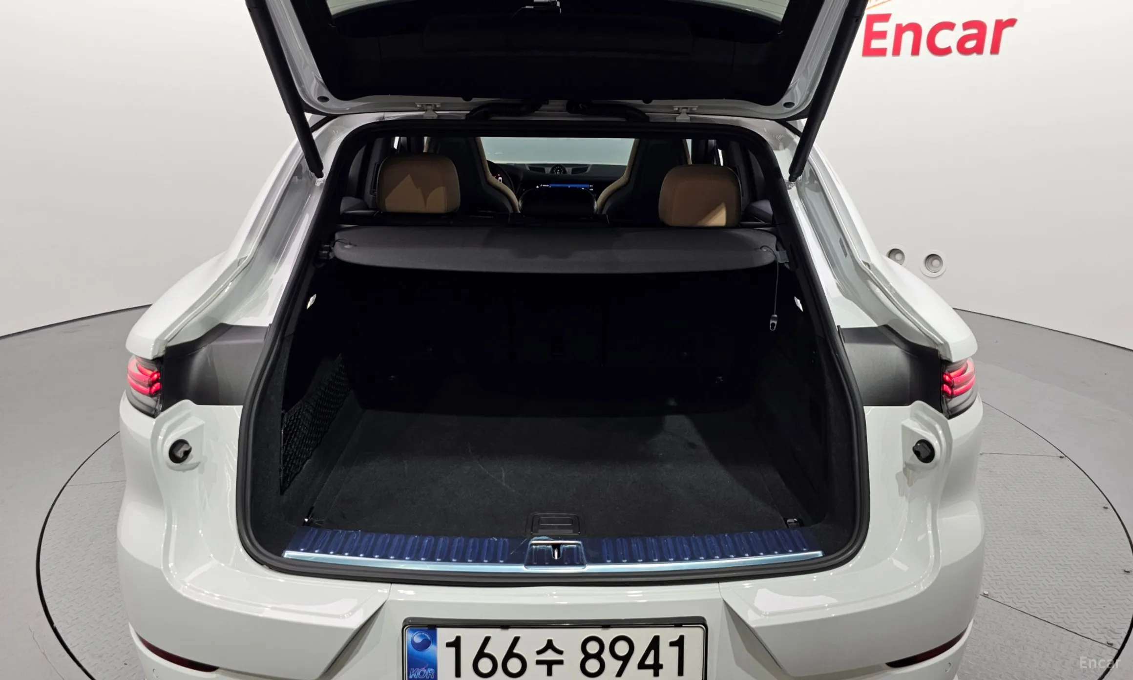 Porsche Cayenne (PO536) превью 17