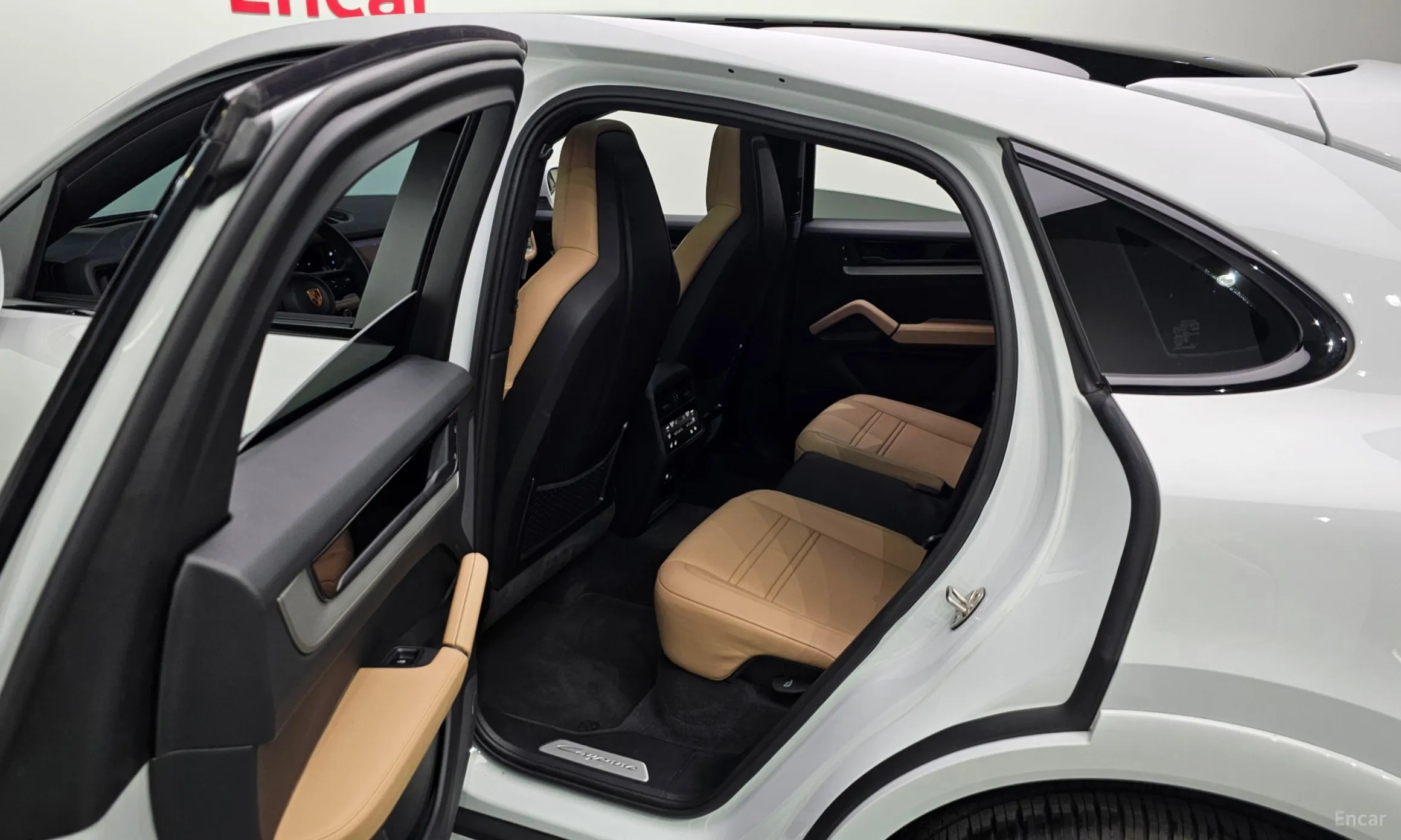 Porsche Cayenne (PO536) превью 20