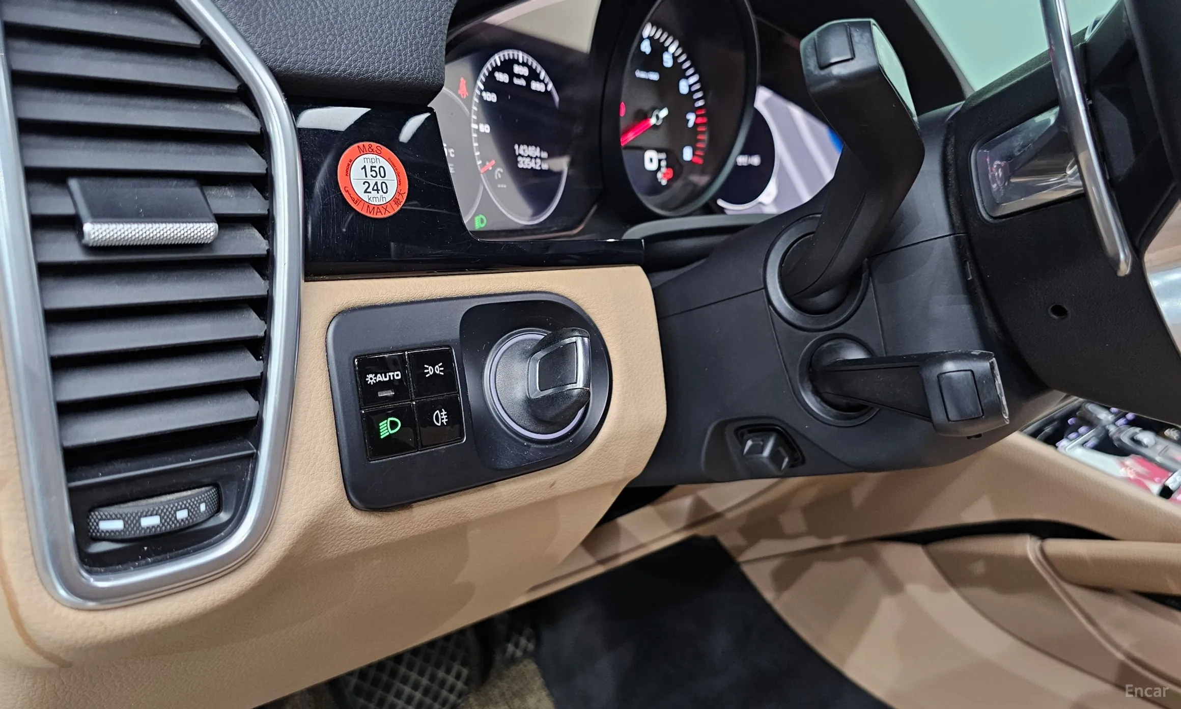 Porsche Cayenne (PO536) превью 14