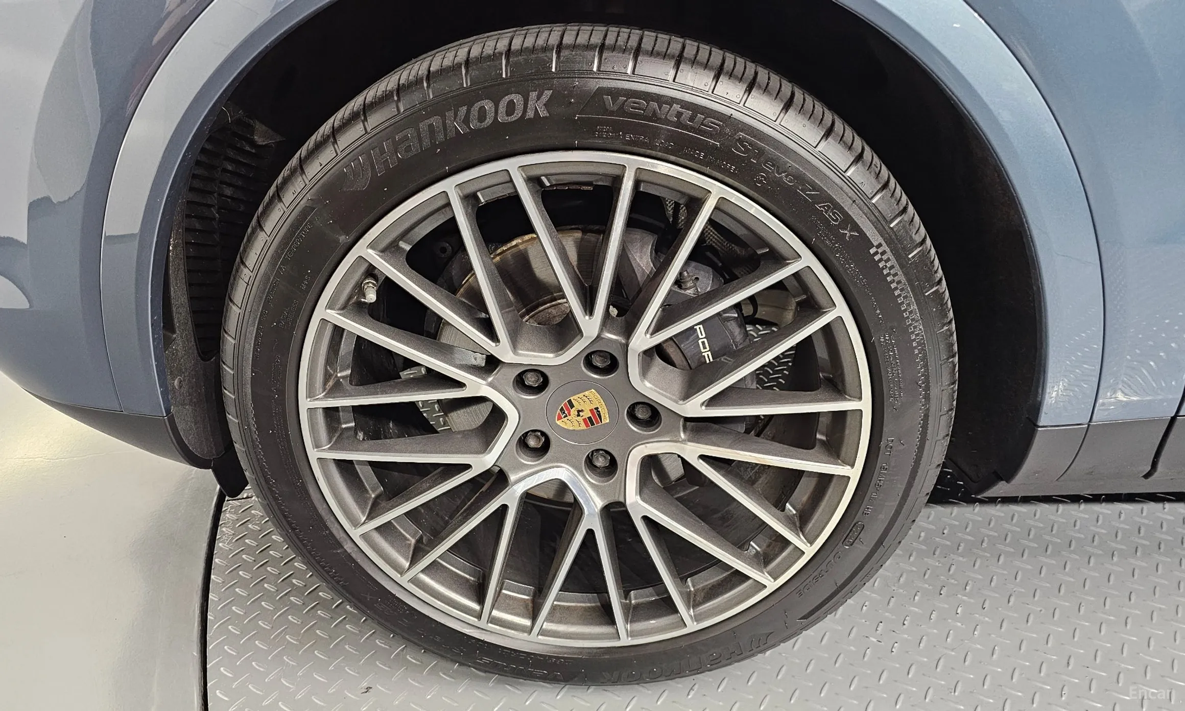Porsche Cayenne (PO536) превью 5