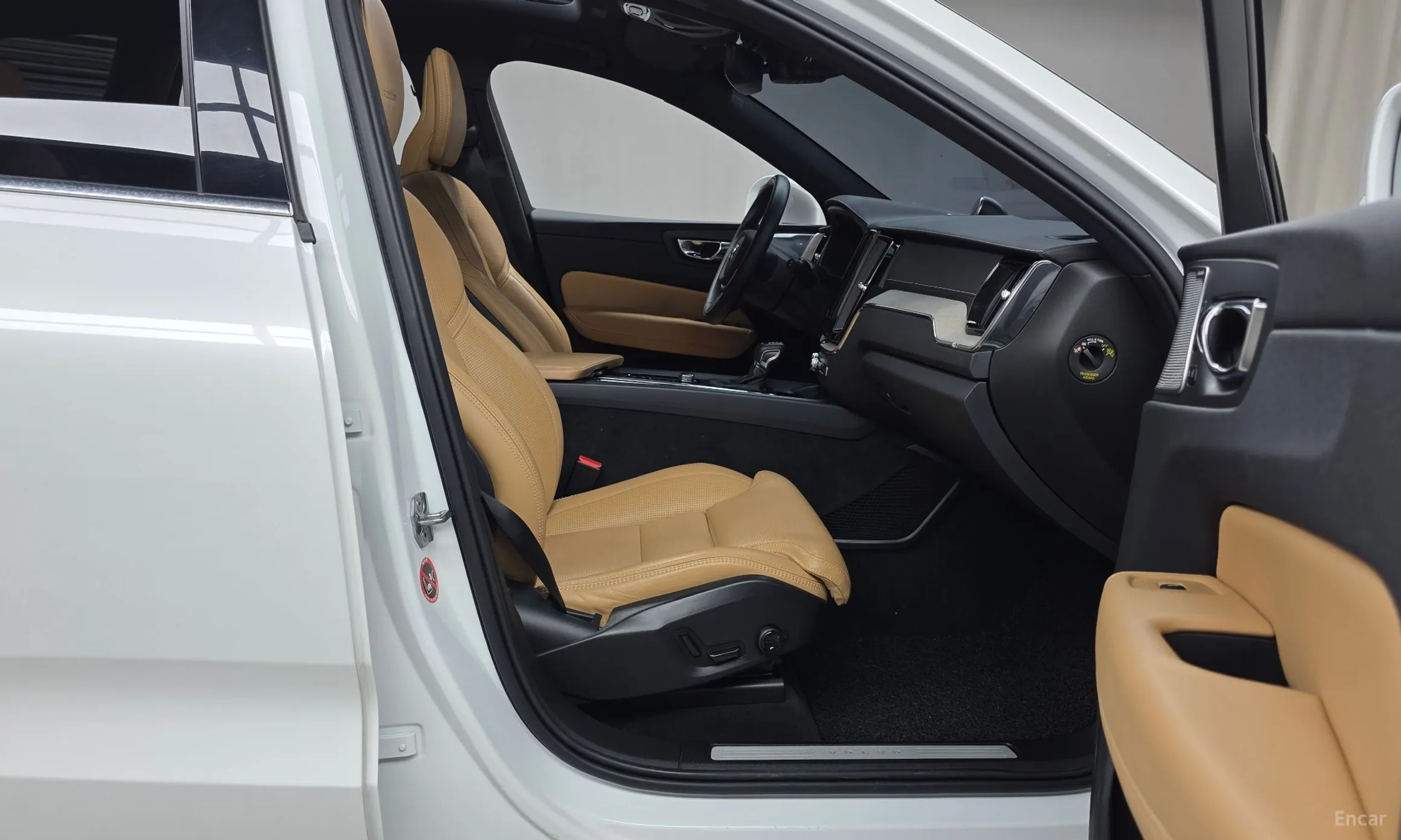 Volvo XC60 Gen 2 превью 11