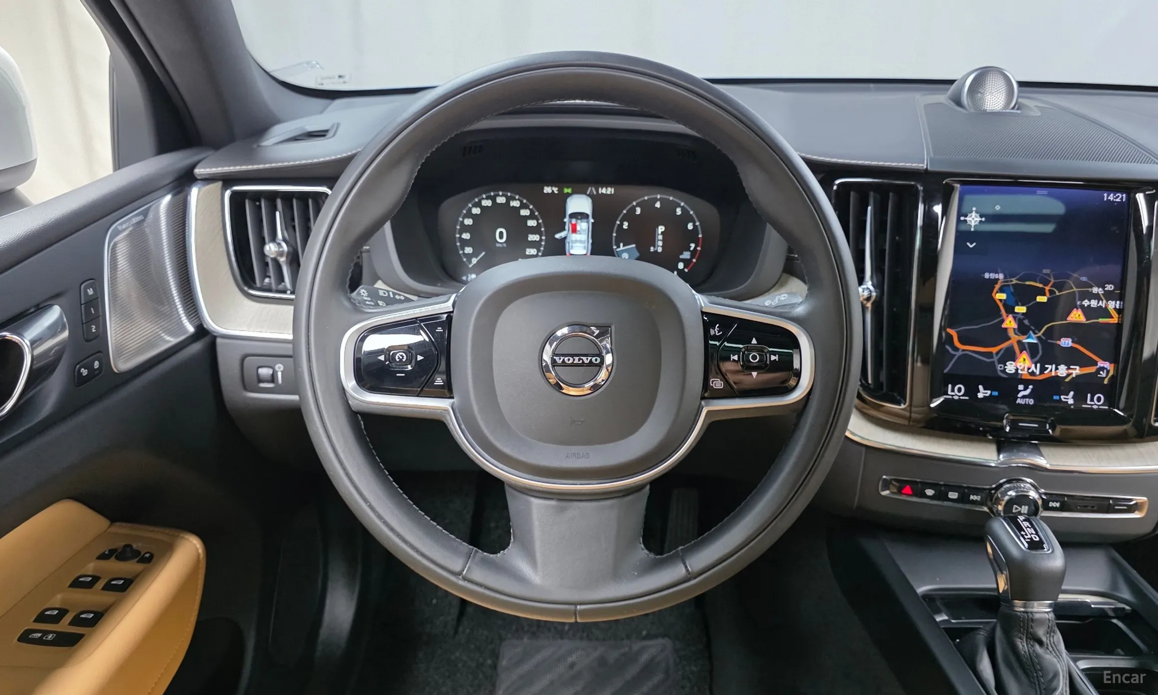 Volvo XC60 Gen 2 превью 13