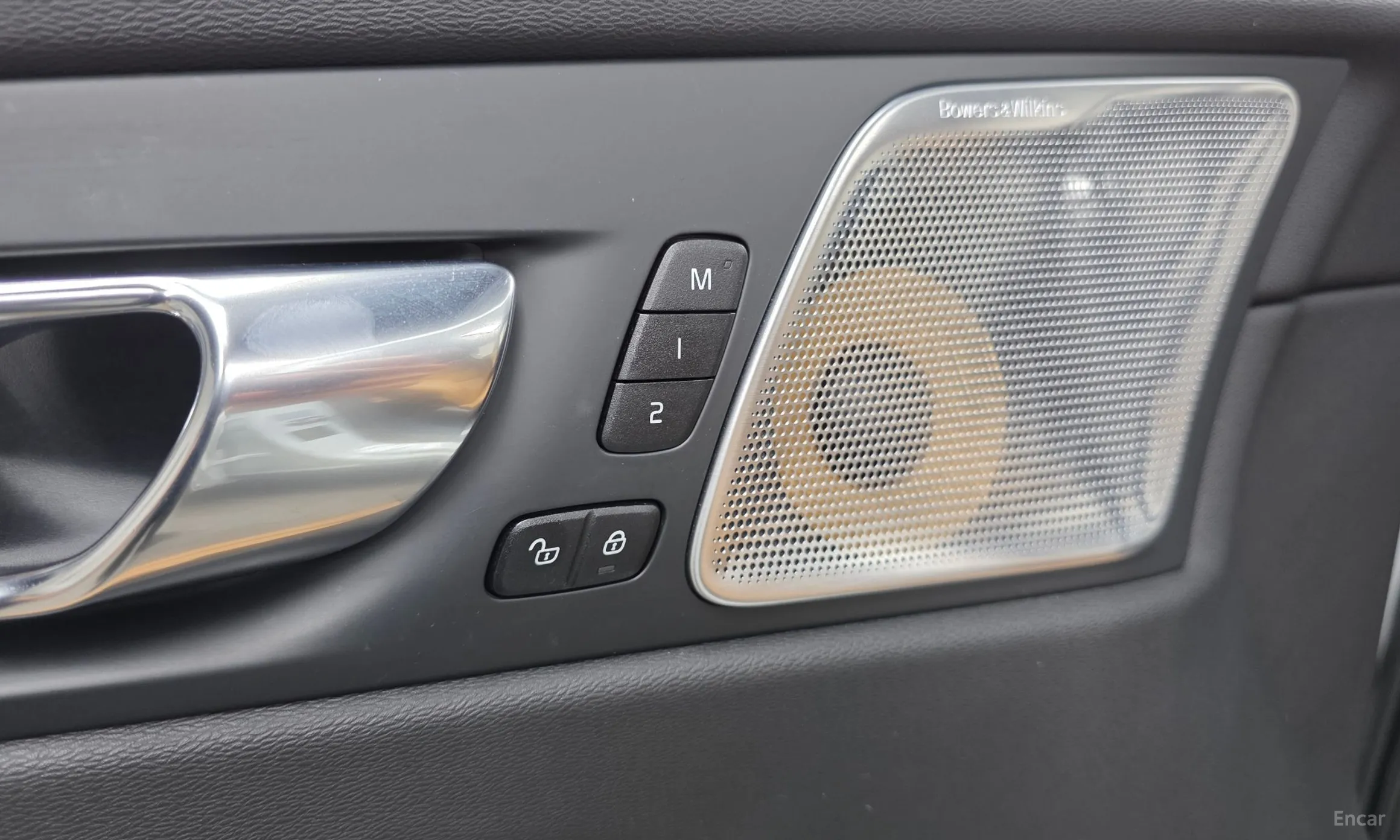Volvo XC60 Gen 2 превью 17