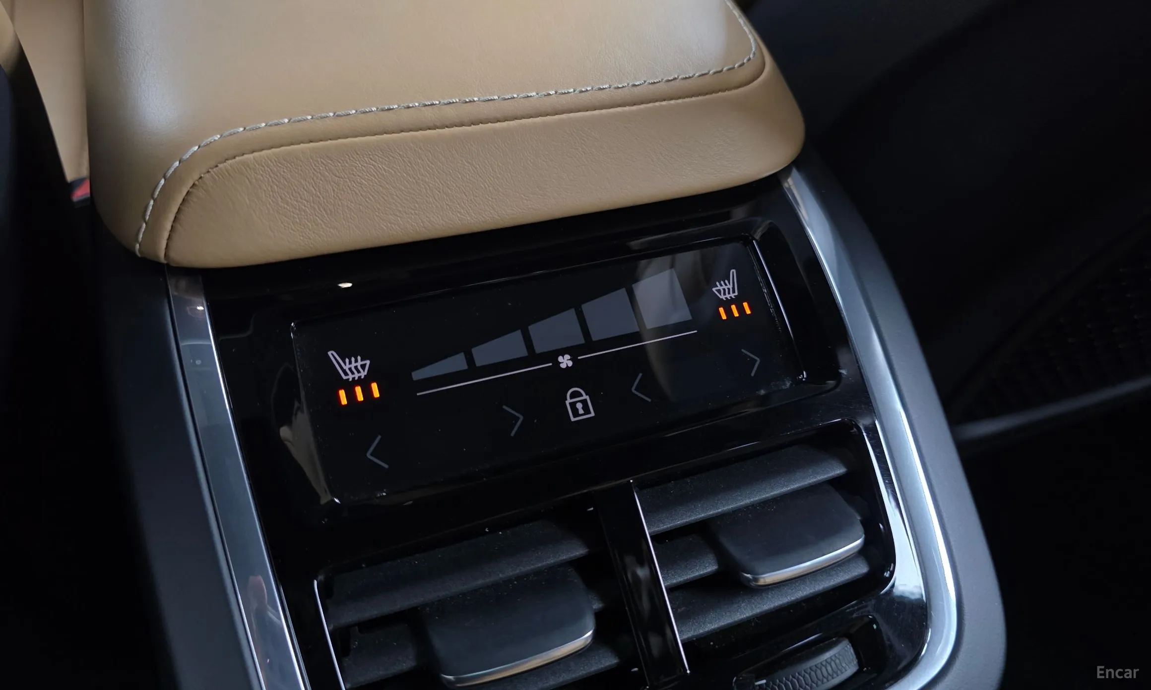 Volvo XC60 Gen 2 превью 18