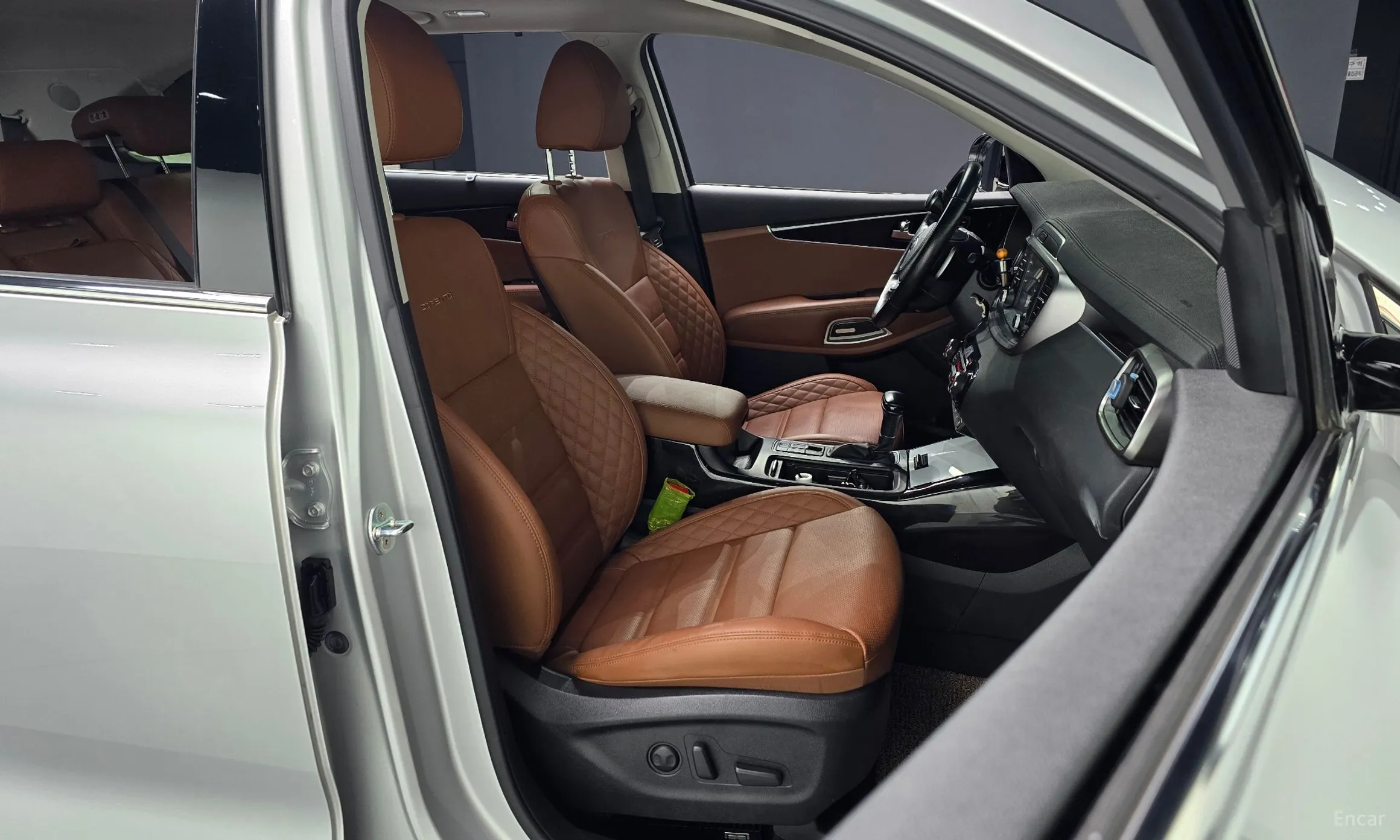 Kia Sorento превью 10
