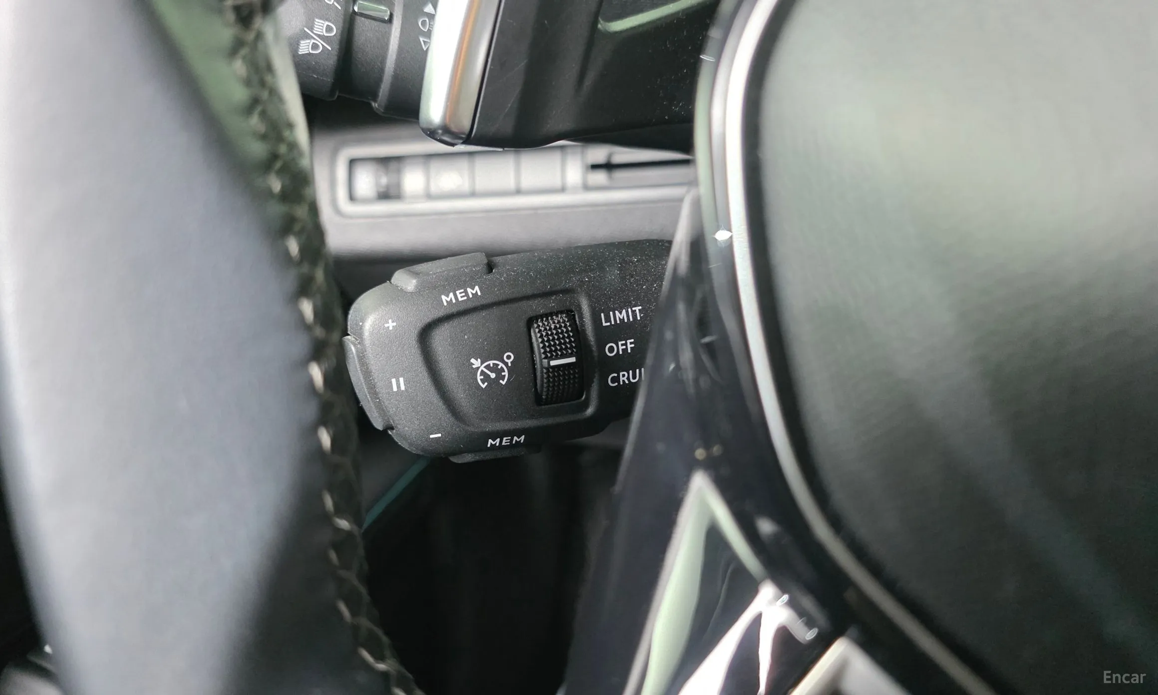 Peugeot 5008 2nd generation превью 13