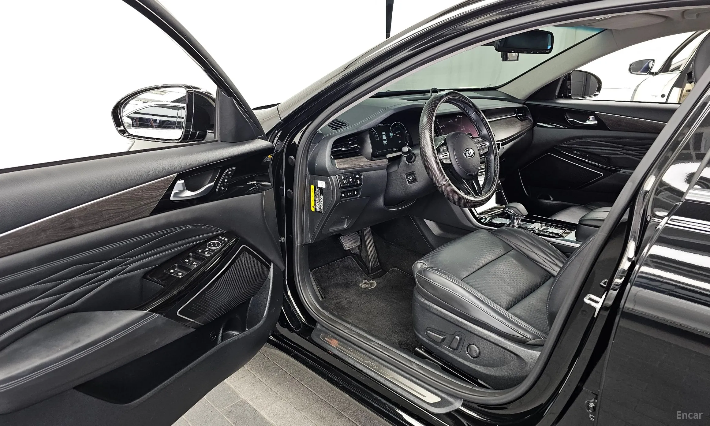 Kia K7 Premier превью 10