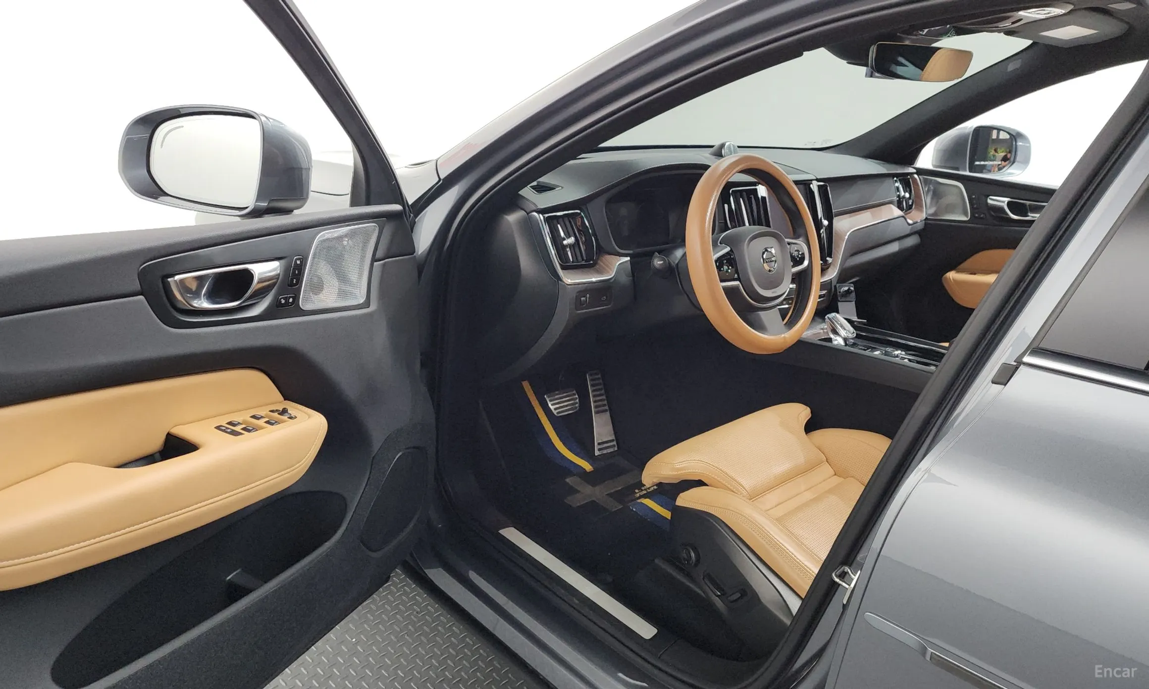 Volvo XC60 Gen 2 превью 10