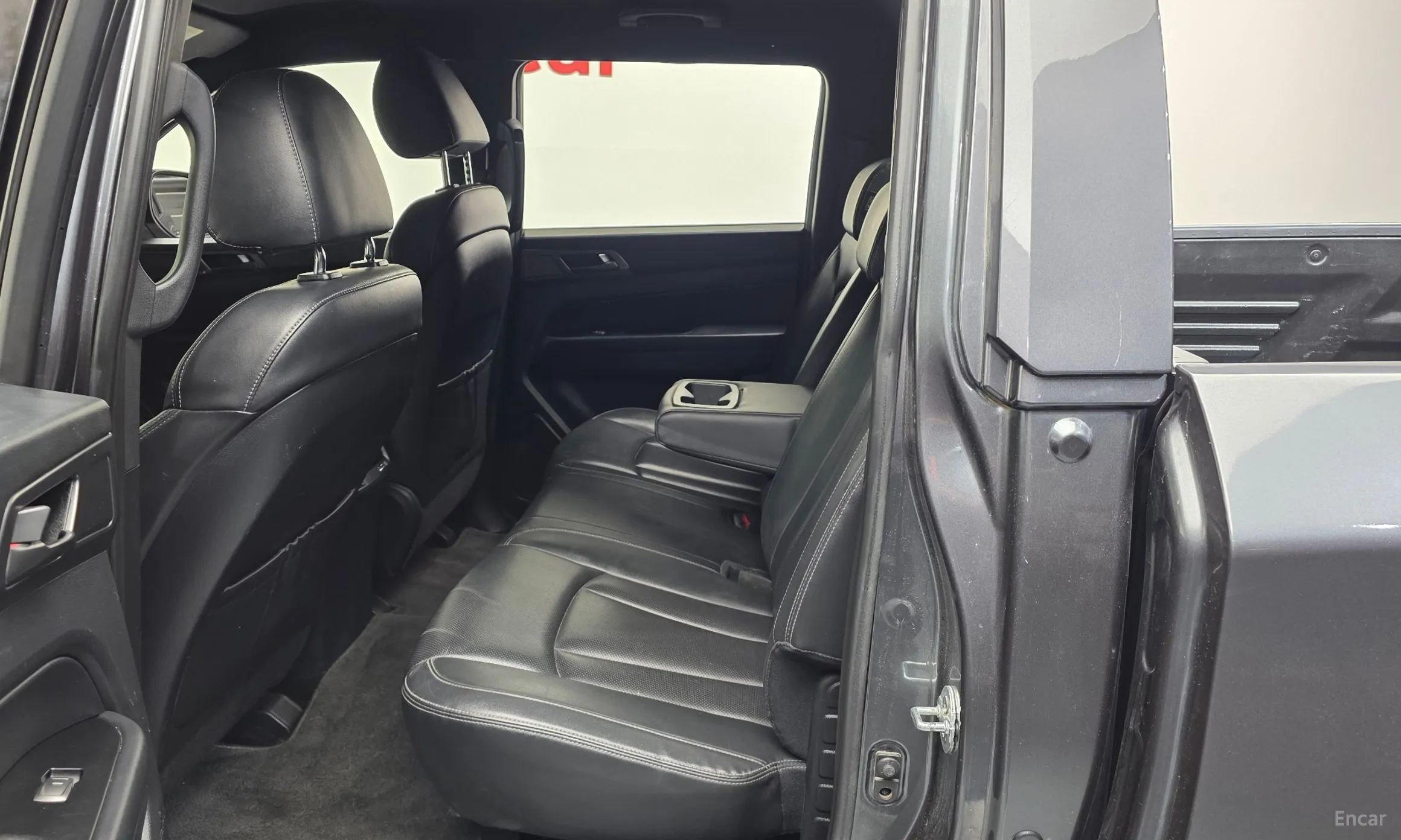 KG Mobility (SsangYong) Rexton Sports превью 12
