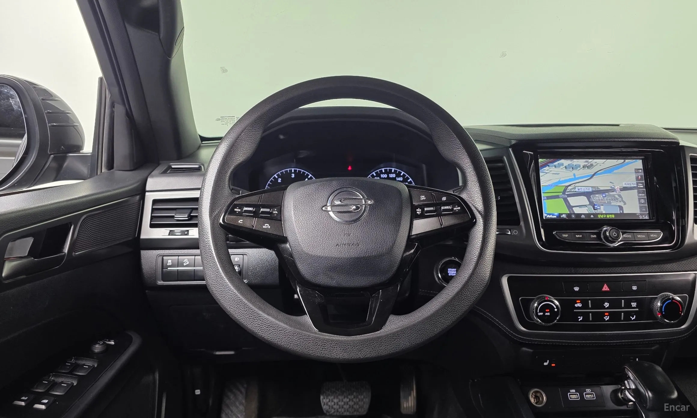 KG Mobility (SsangYong) Rexton Sports превью 13