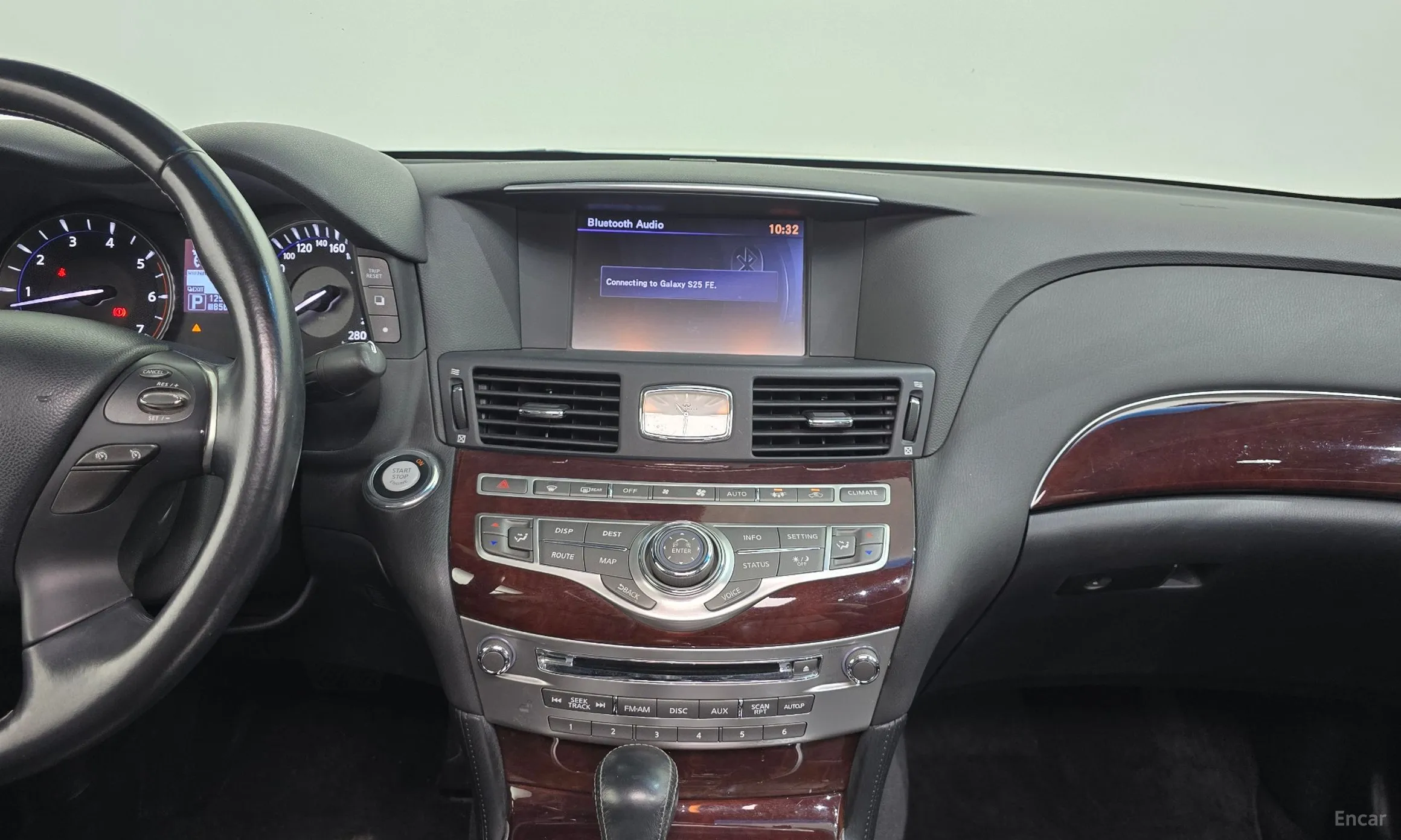 Infiniti M30d превью 13