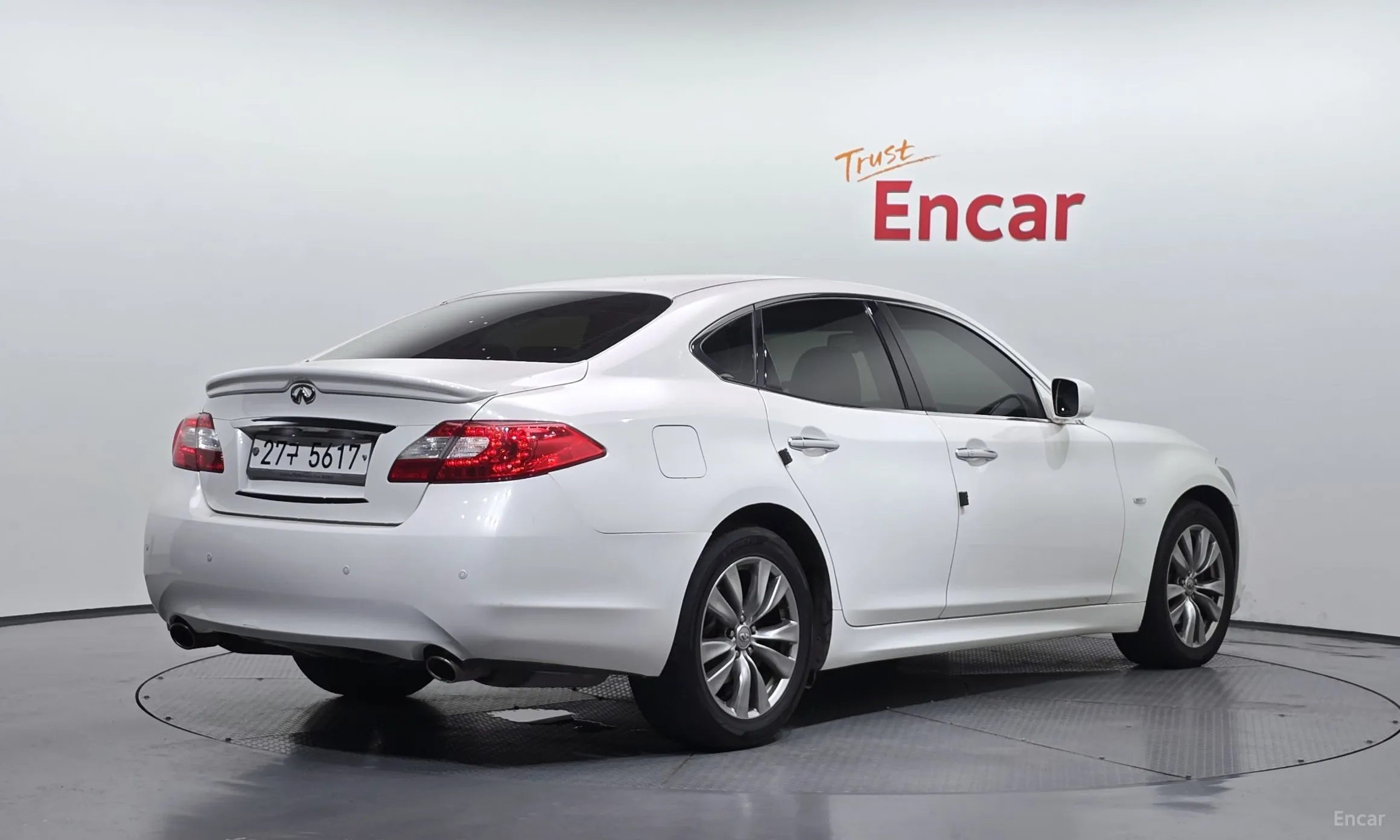 Infiniti M30d