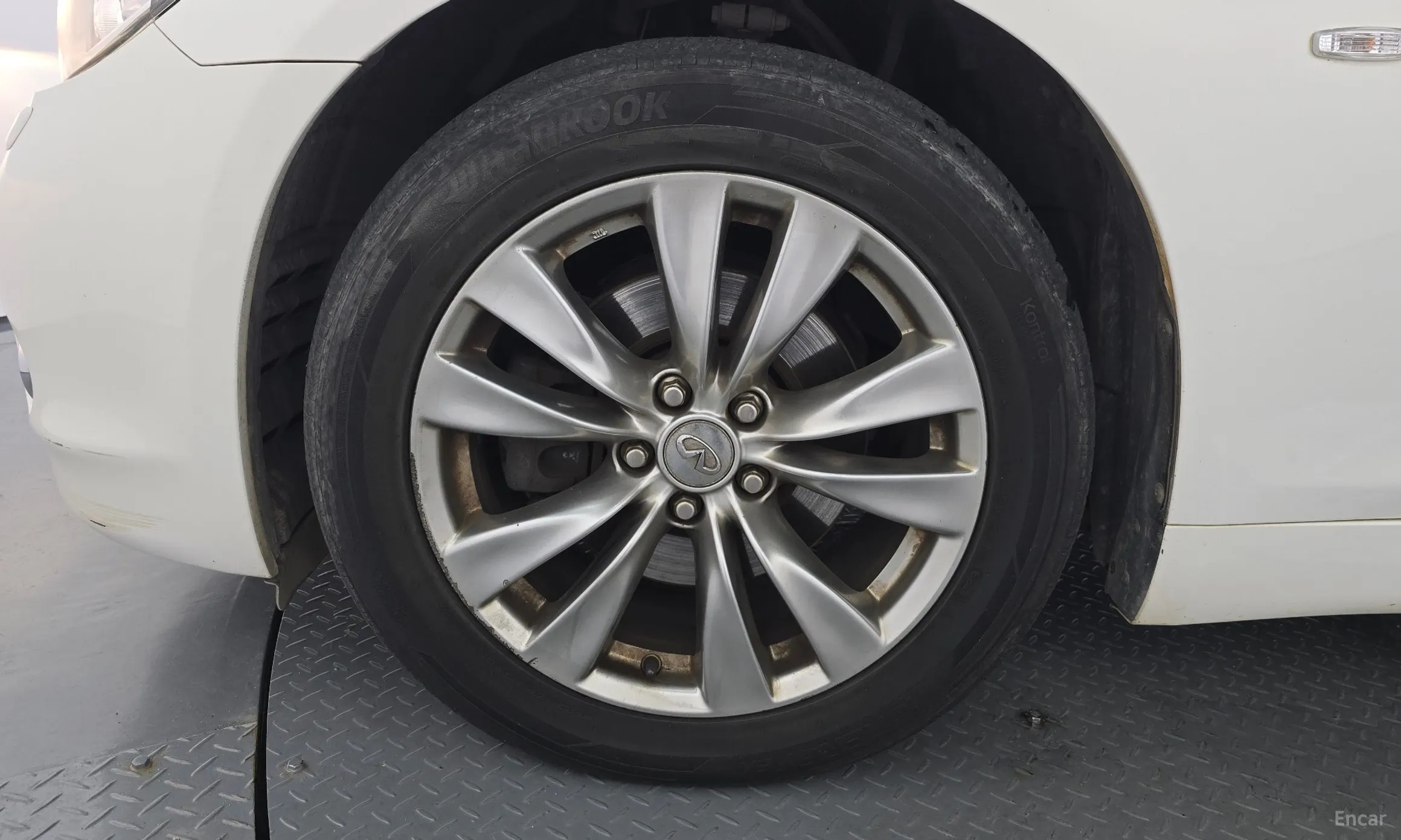 Infiniti M30d превью 5