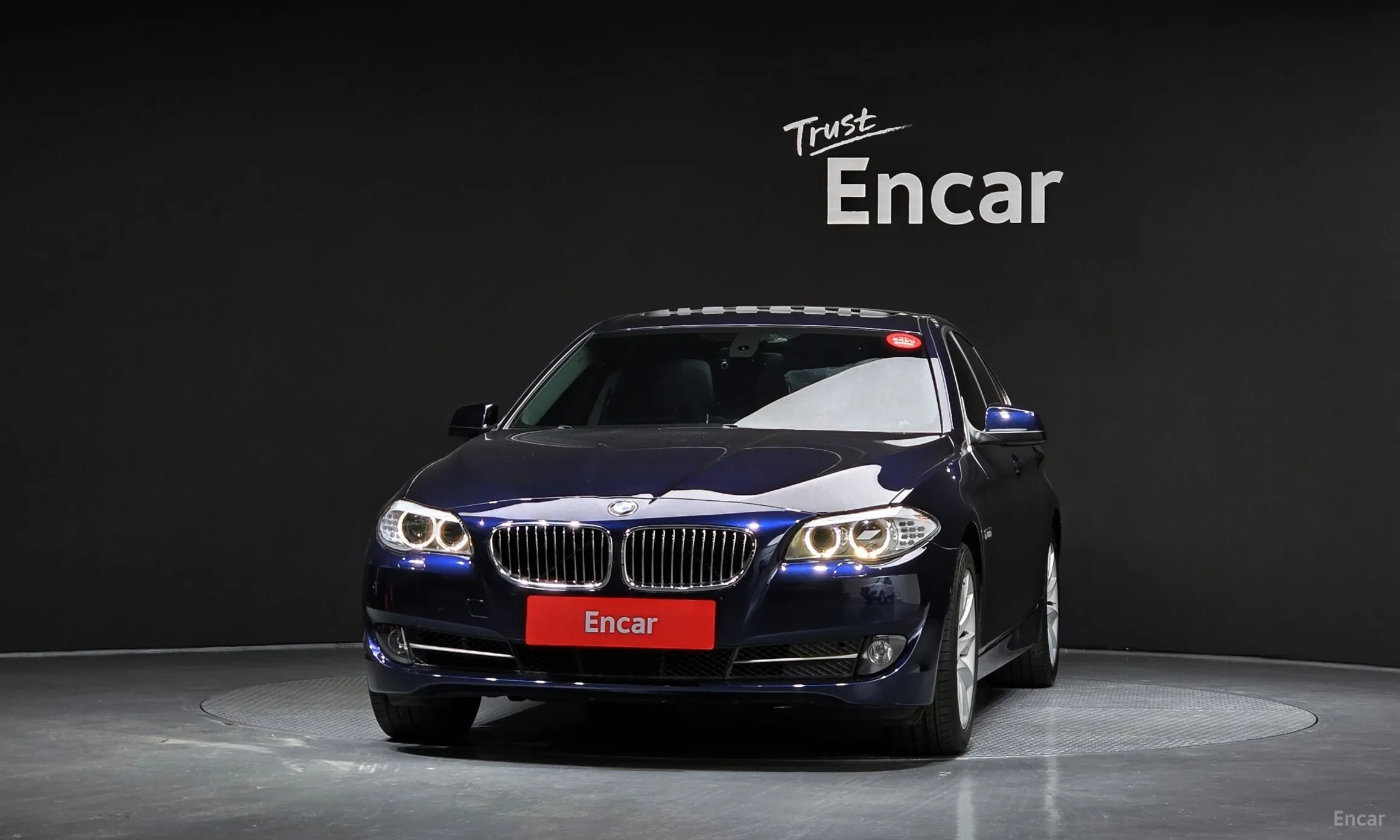 BMW 5 Series (F10) превью 3