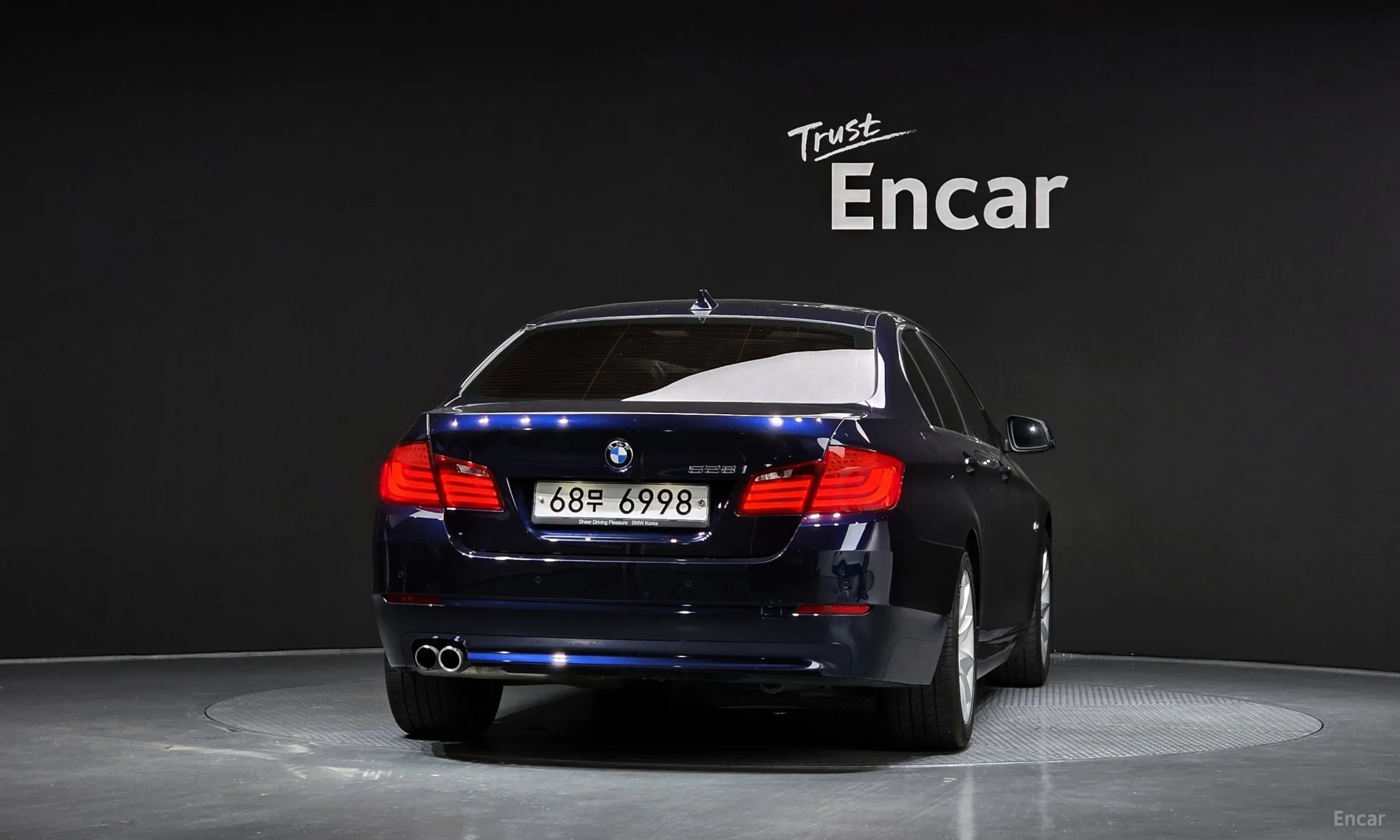 BMW 5 Series (F10) превью 4