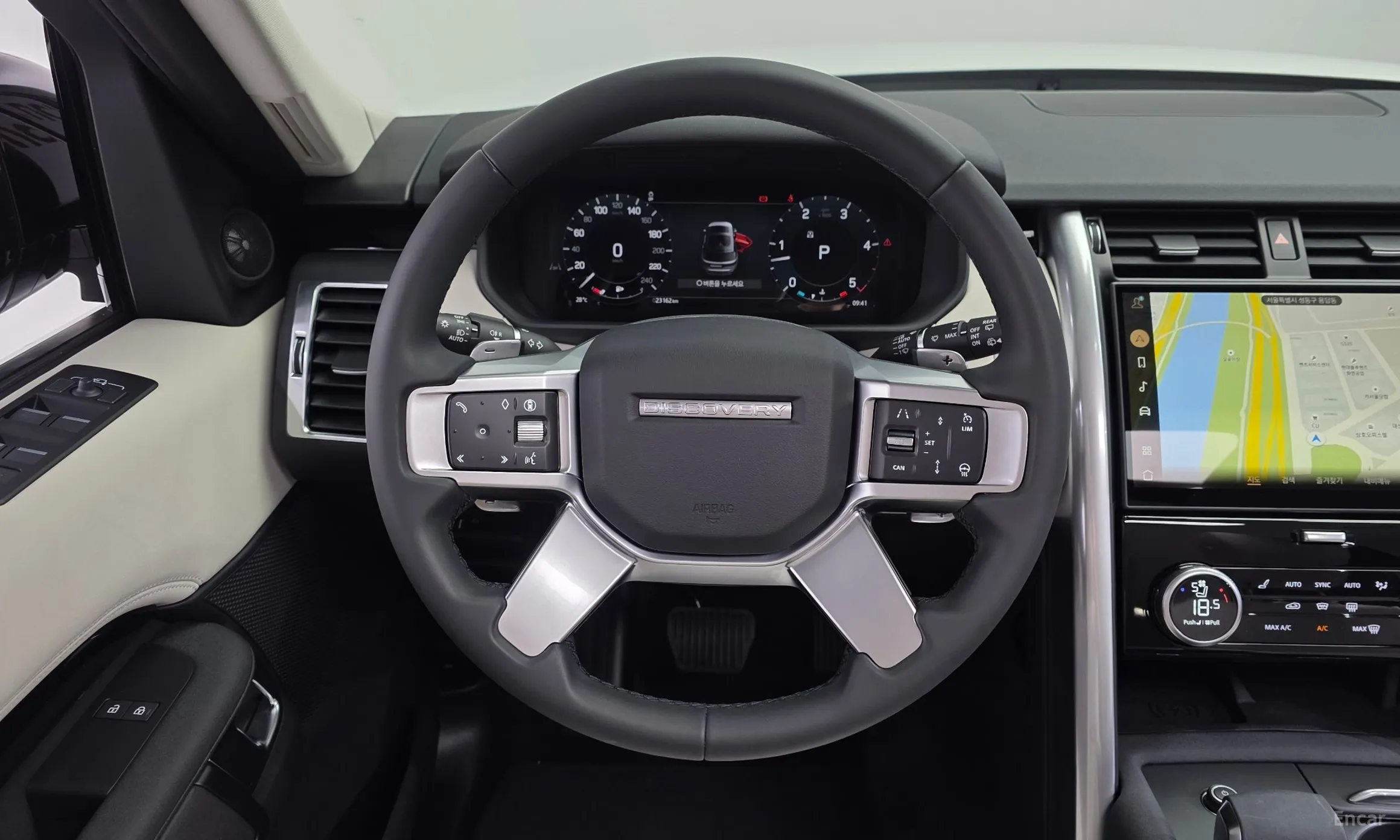 Land Rover Discovery 5 превью 13