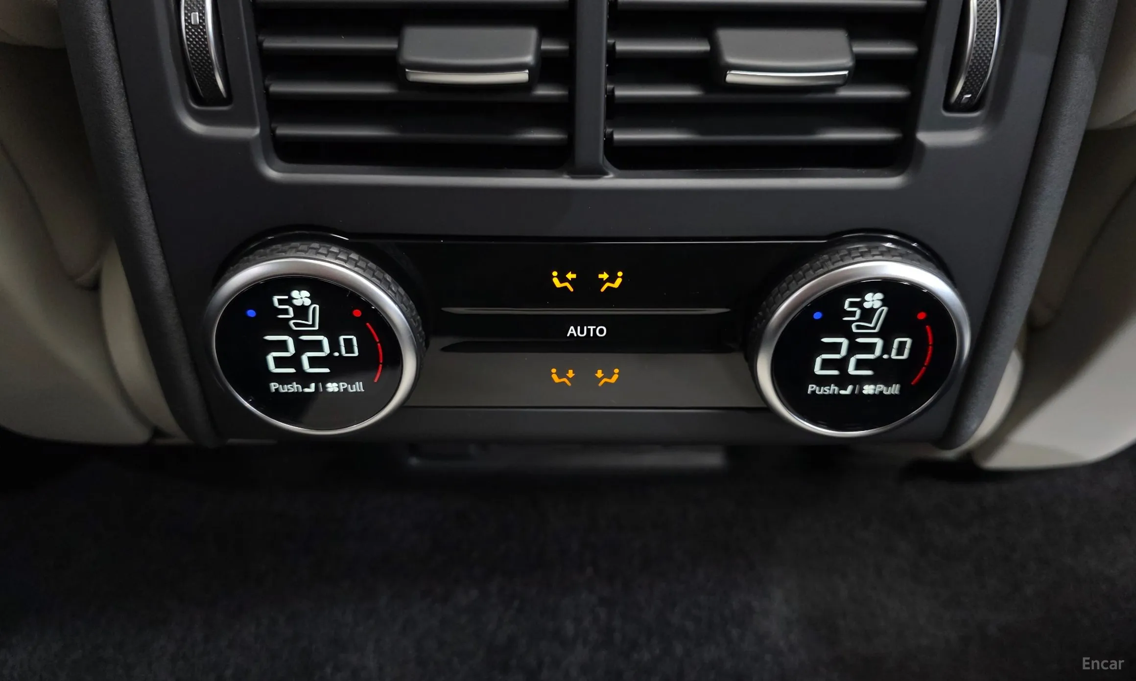Land Rover Discovery 5 превью 18