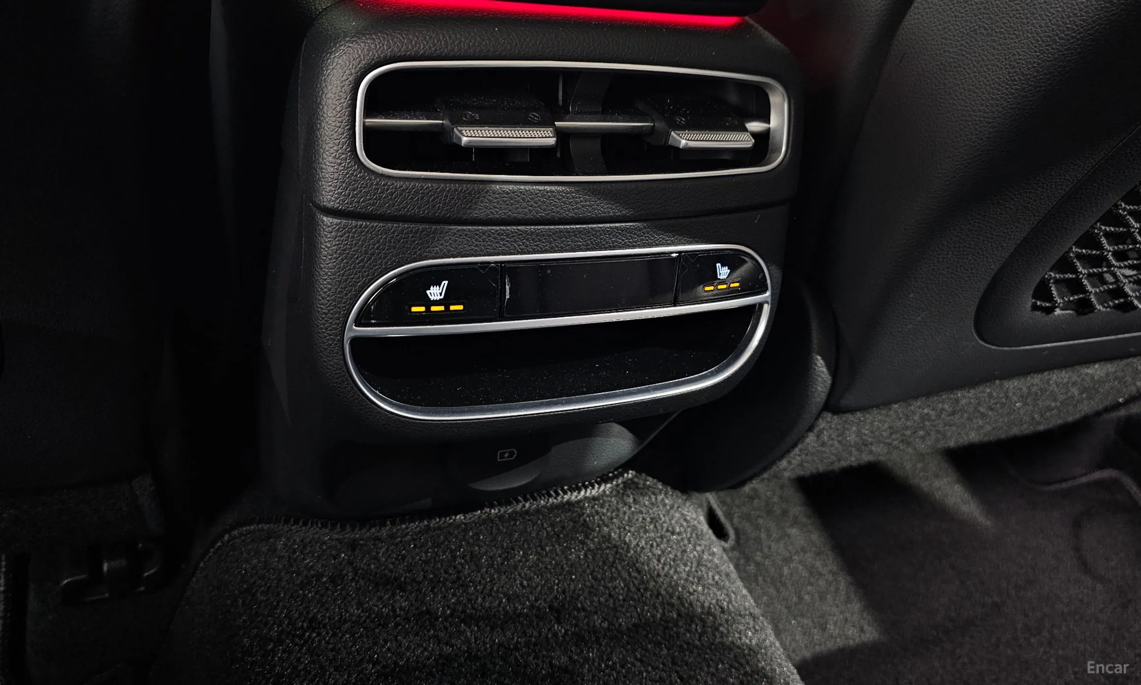 Genesis GV70 превью 19