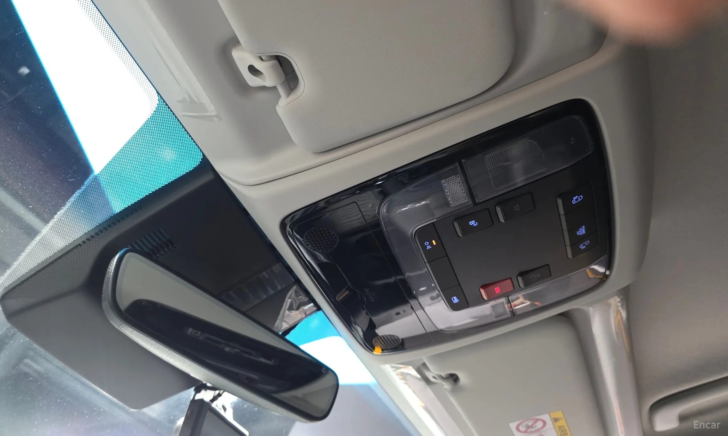 Hyundai Staria превью 18